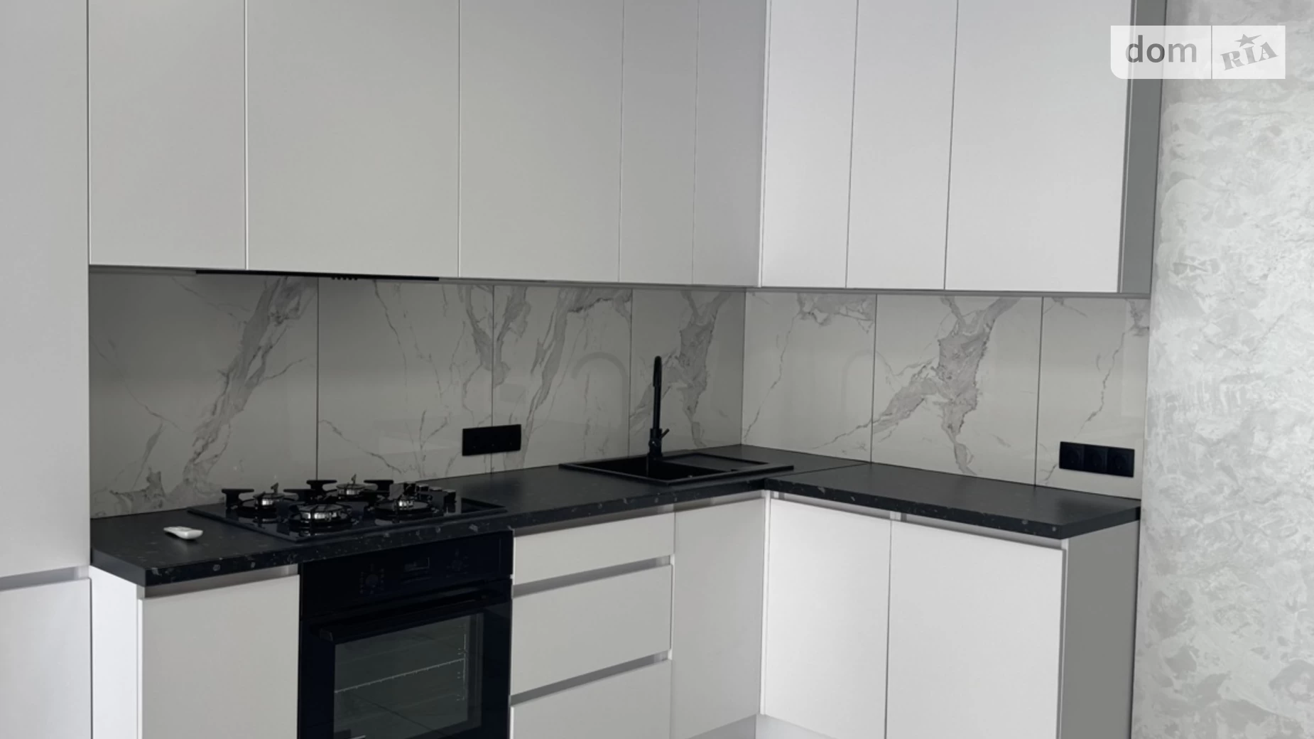 Продается 1-комнатная квартира 44 кв. м в Ирпене, ул. Григория Сковороды, 13/4 - фото 2