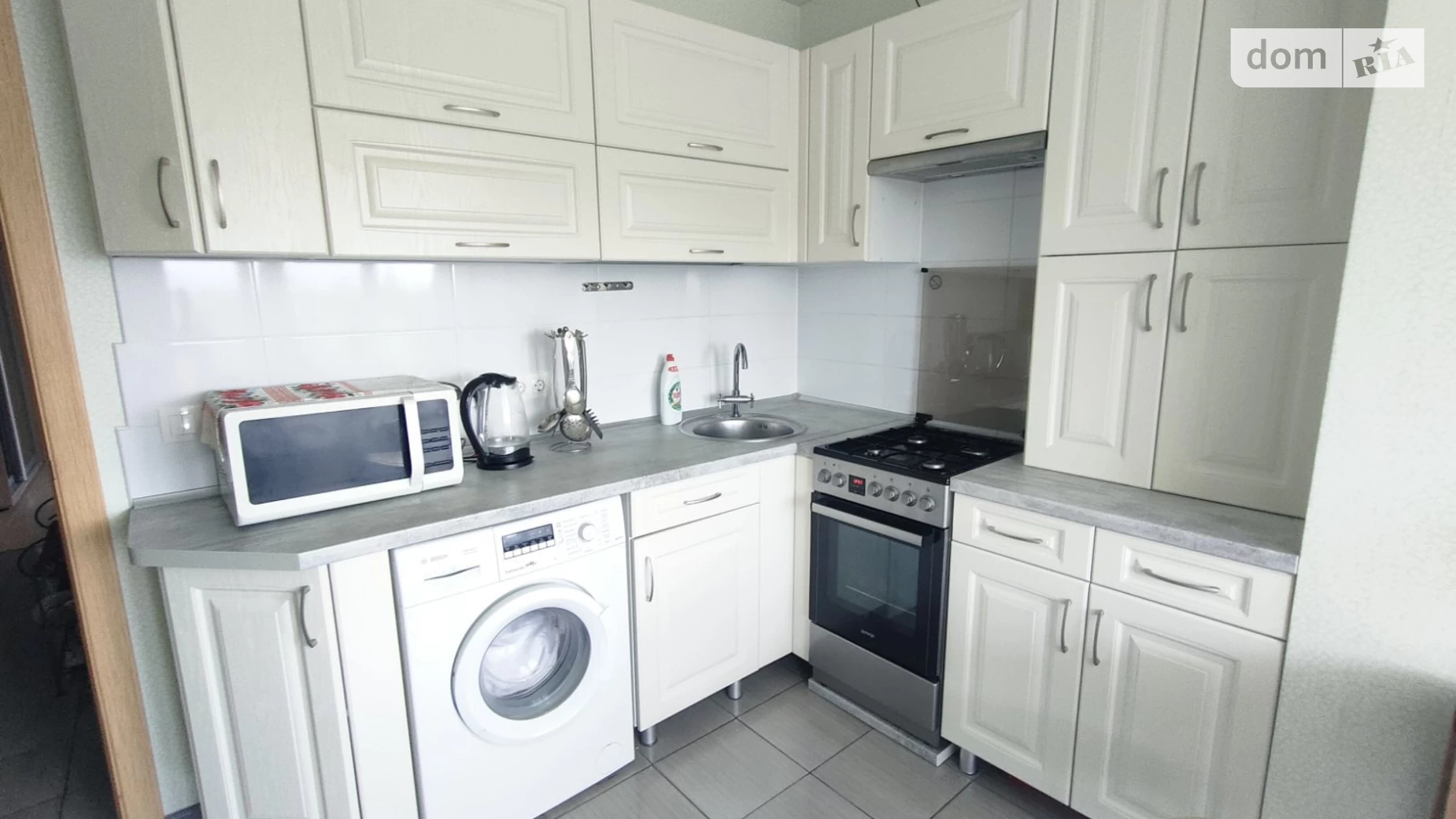 Продается 1-комнатная квартира 41.2 кв. м в Ирпене, ул. Севериновская, 105З - фото 2