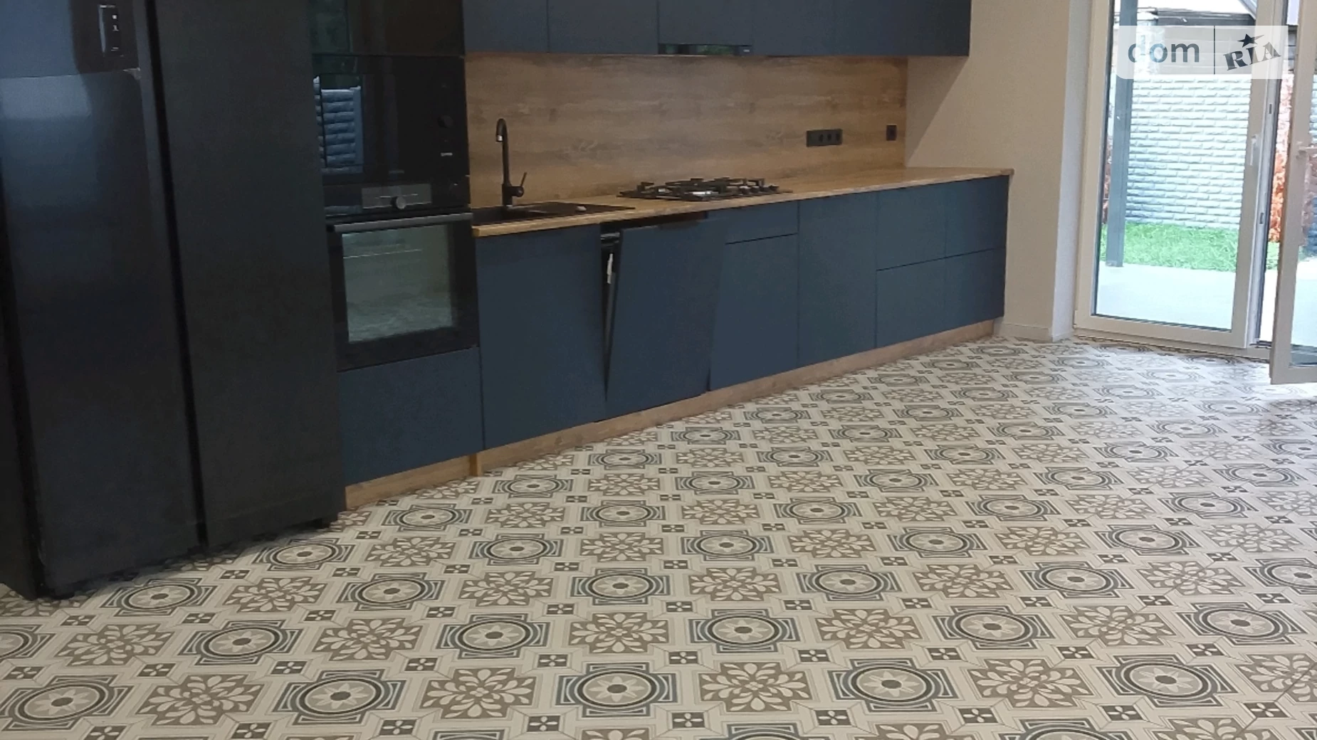 Продается одноэтажный дом 130 кв. м с террасой, цена: 230000 $ - фото 3