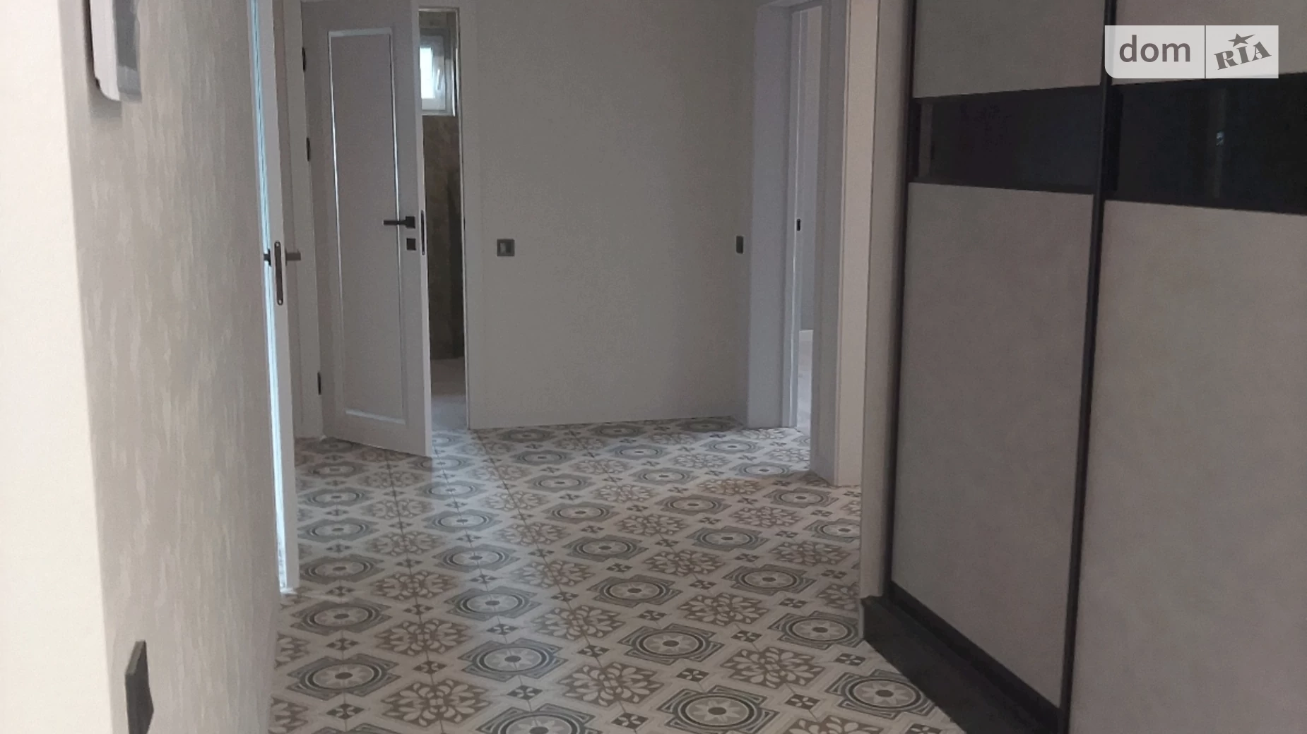 Продается одноэтажный дом 130 кв. м с террасой, цена: 230000 $ - фото 4