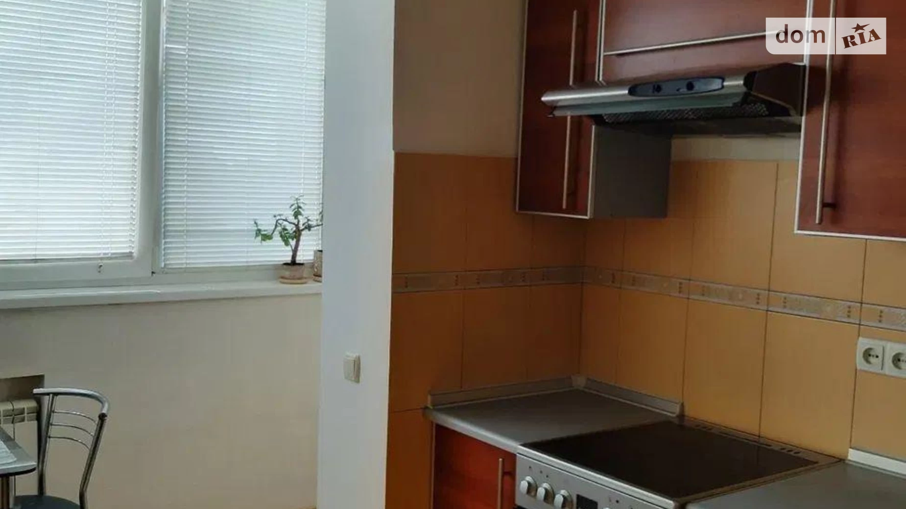 Продається 1-кімнатна квартира 40 кв. м у Києві, вул. Оноре де Бальзака, 56 - фото 2