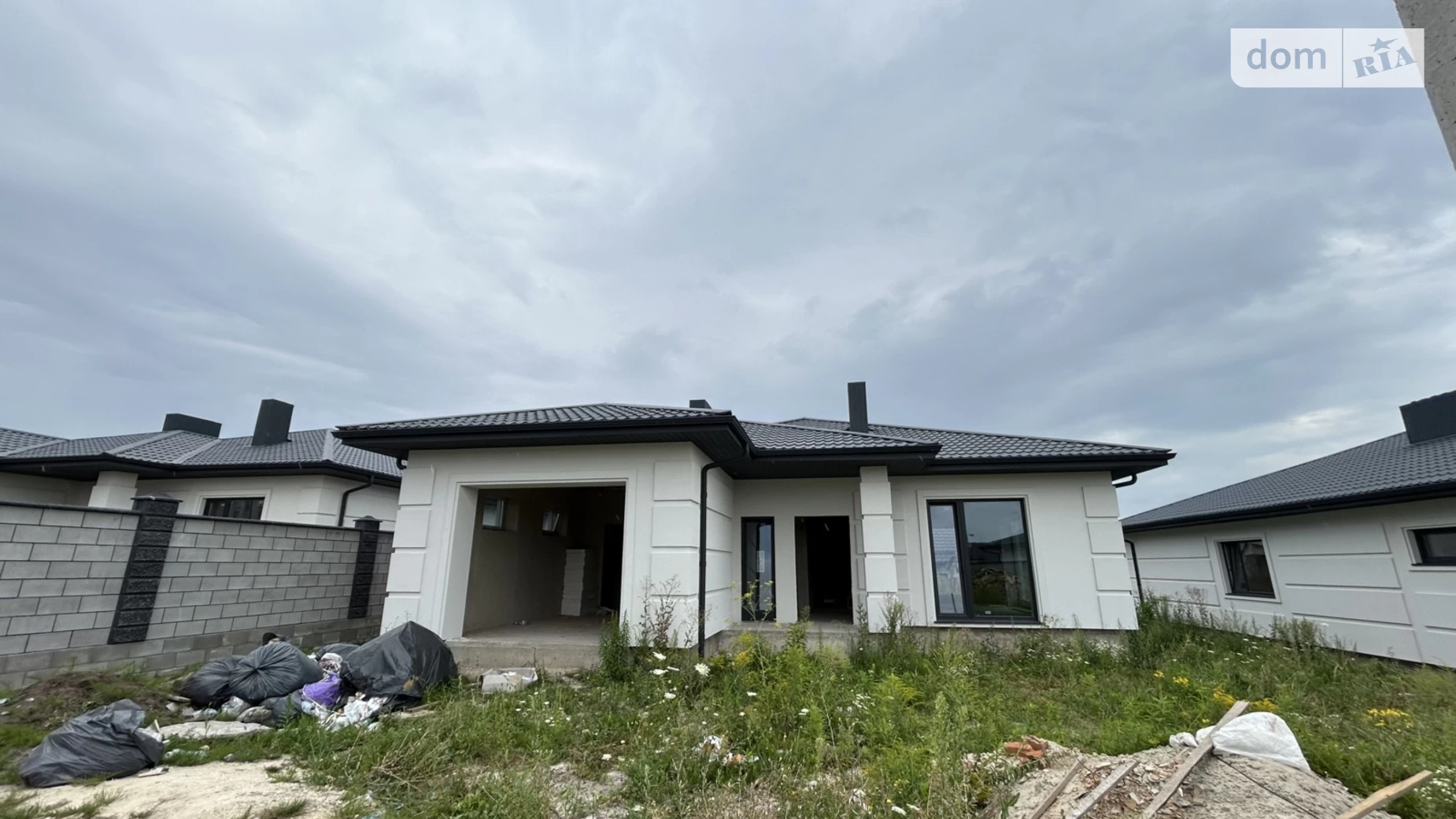 Продается одноэтажный дом 180 кв. м с бассейном, цена: 150000 $ - фото 3