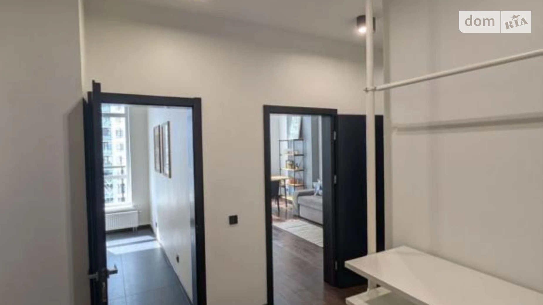 Продається 2-кімнатна квартира 75 кв. м у Києві, вул. Андрія Верхогляда(Драгомирова), 5 - фото 2