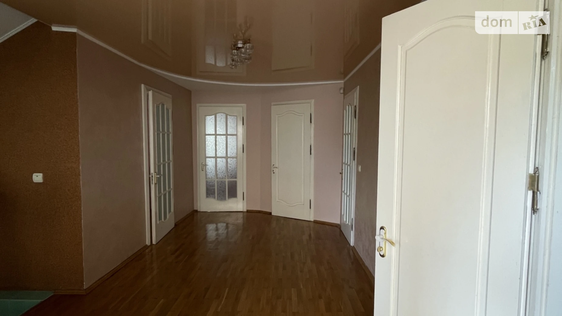 Продається будинок 3 поверховий 240 кв. м с басейном, цена: 156000 $ - фото 2