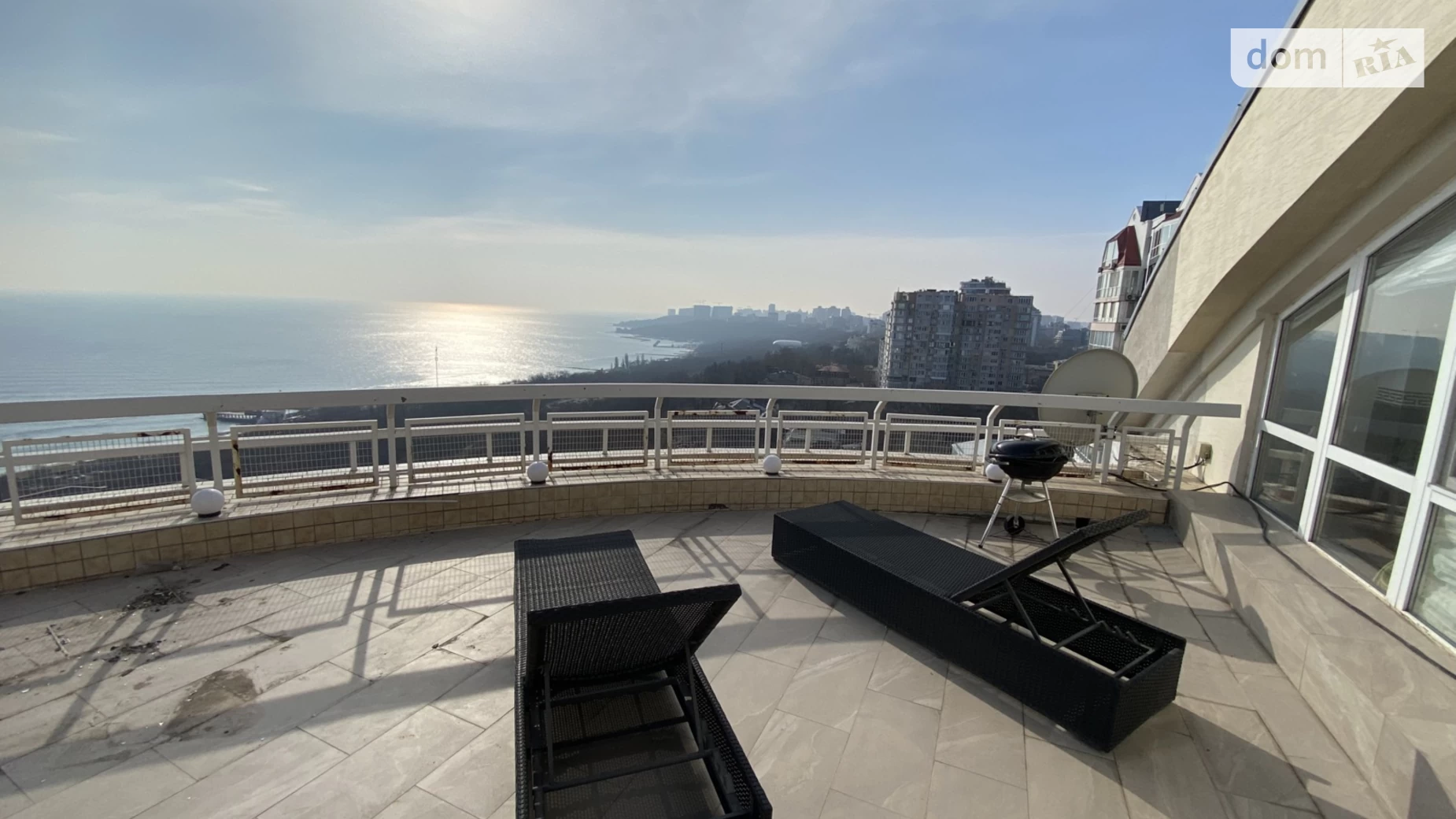 Сдается в аренду 3-комнатная квартира 300 кв. м в Одессе, бул. Лидерсовский, 5 - фото 2