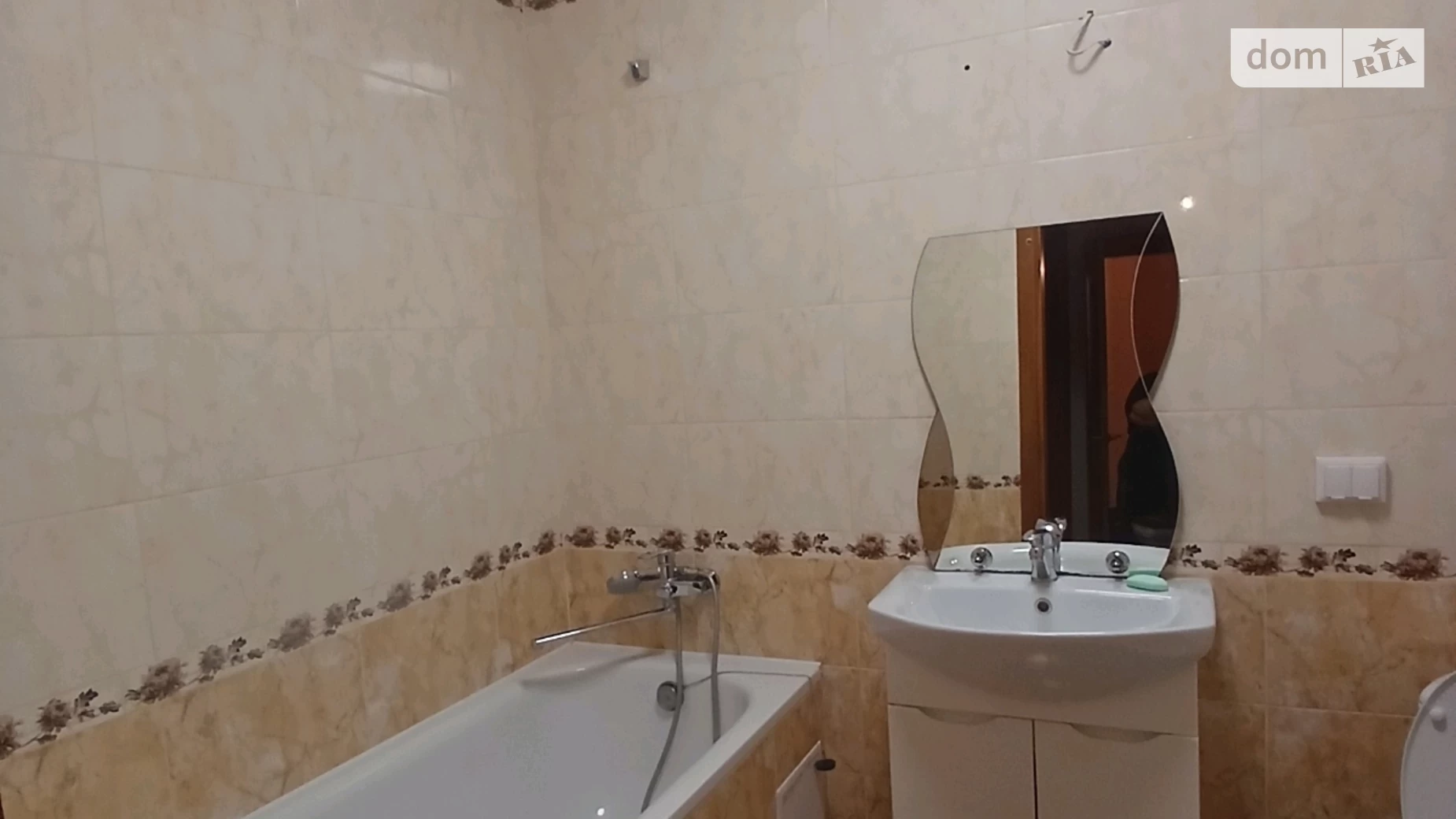 Продається 1-кімнатна квартира 45 кв. м у Великій Березовиці, вул. Стуса, 19А - фото 5