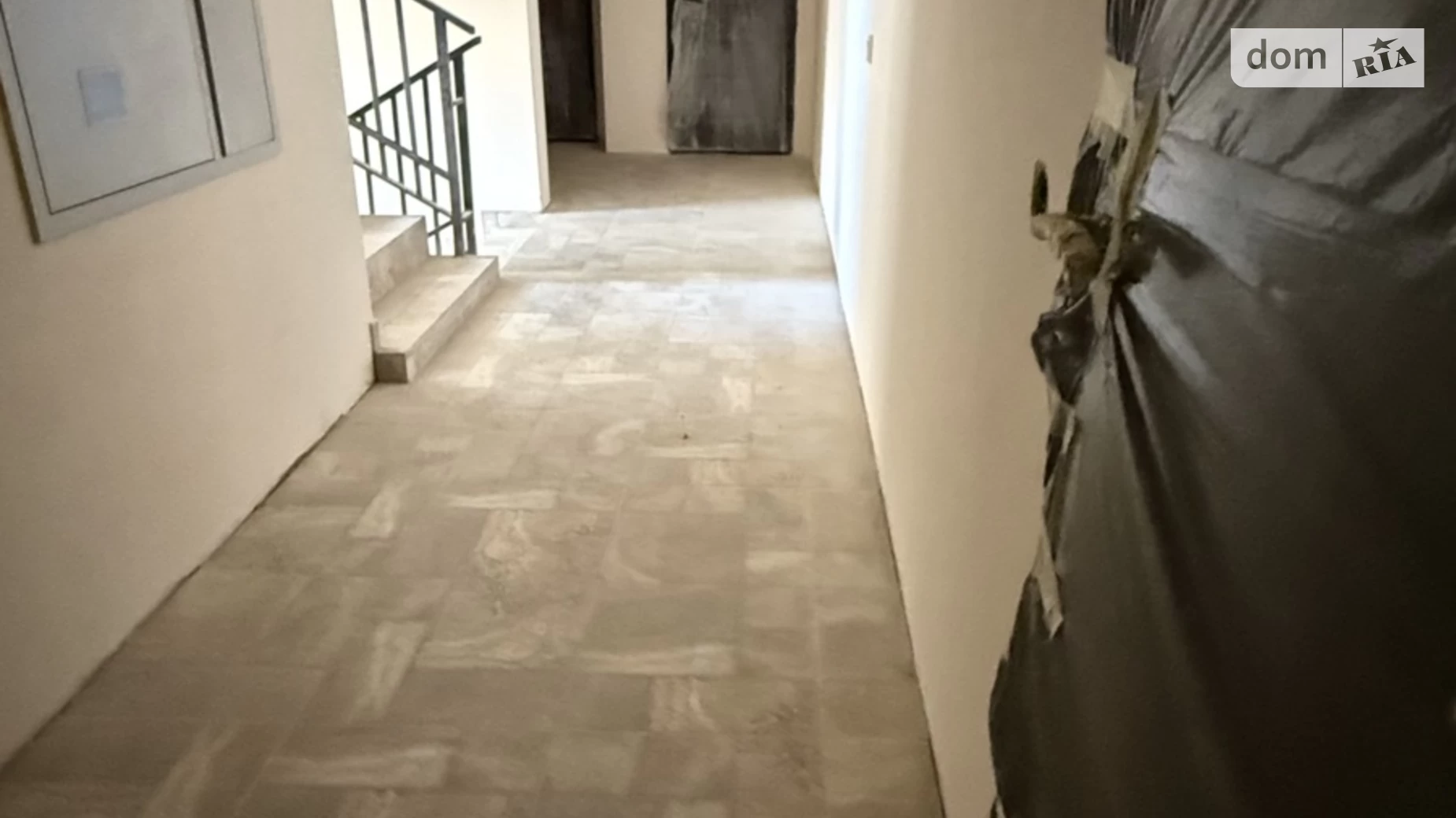 Продается 2-комнатная квартира 59 кв. м в Черновцах, ул. Украинская, 44А - фото 4