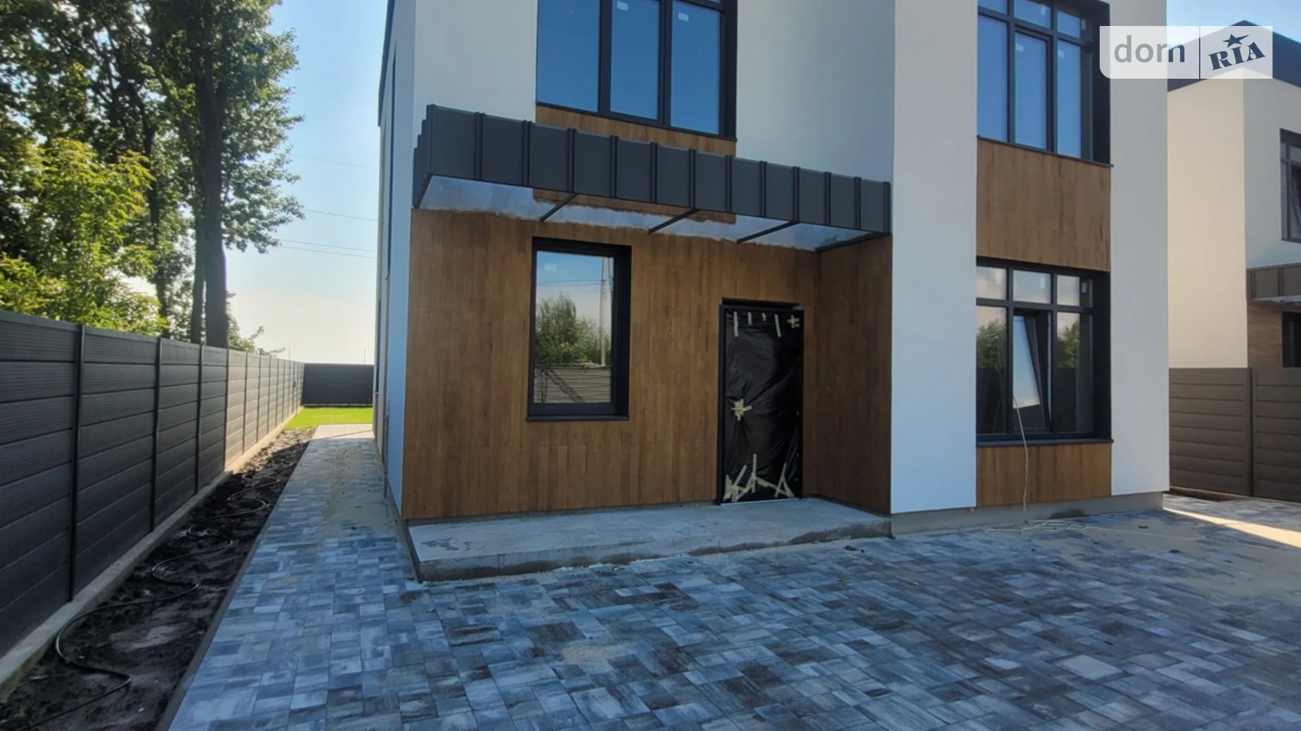 Продается дом на 2 этажа 135 кв. м с мансардой, цена: 150000 $ - фото 2