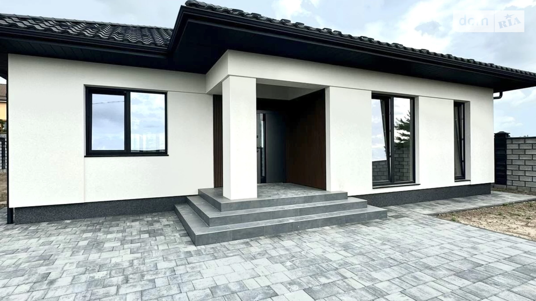 Продается одноэтажный дом 120 кв. м с камином, цена: 170000 $ - фото 4