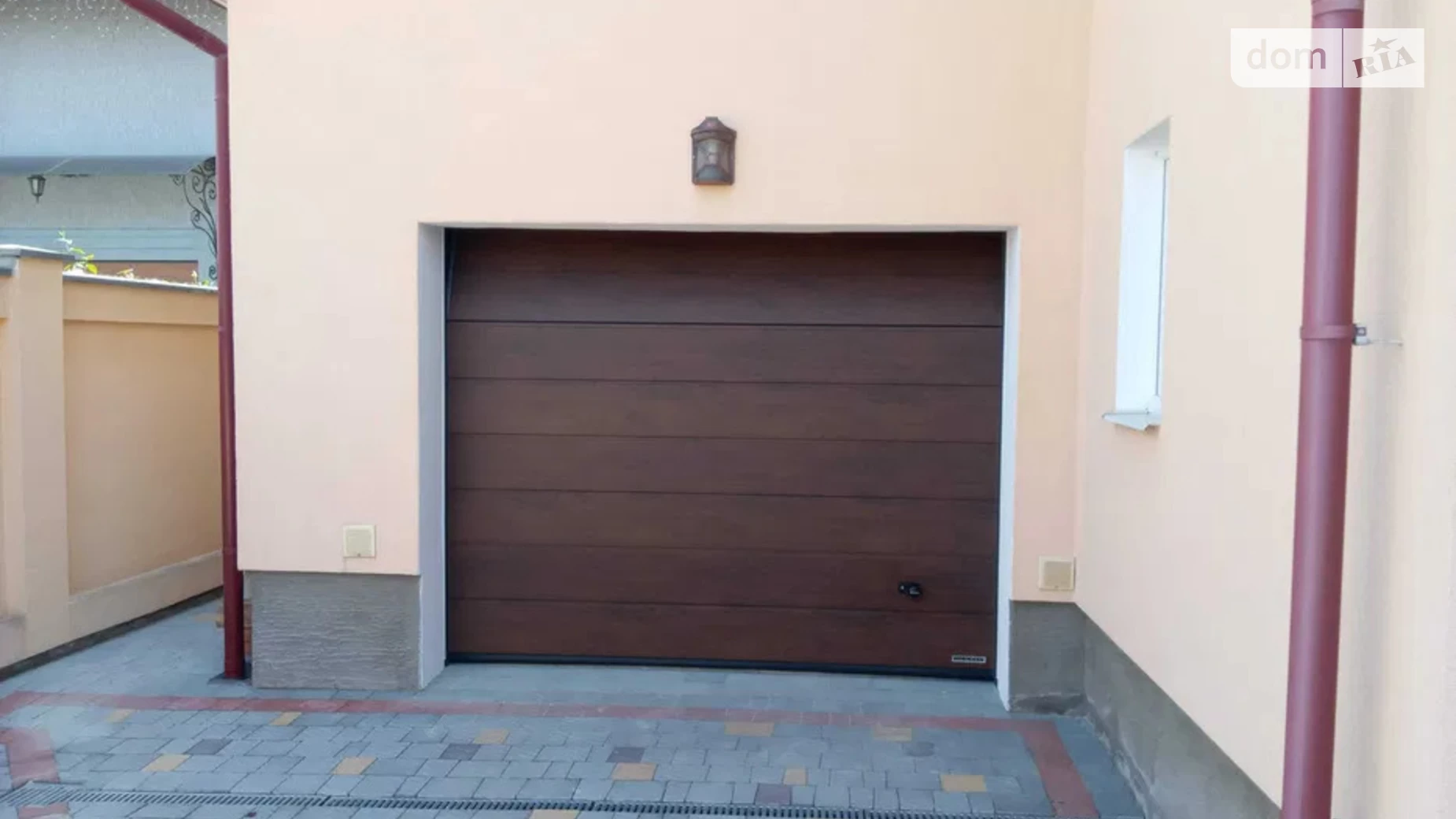 Продается дом на 3 этажа 199 кв. м с подвалом, цена: 225000 $ - фото 4