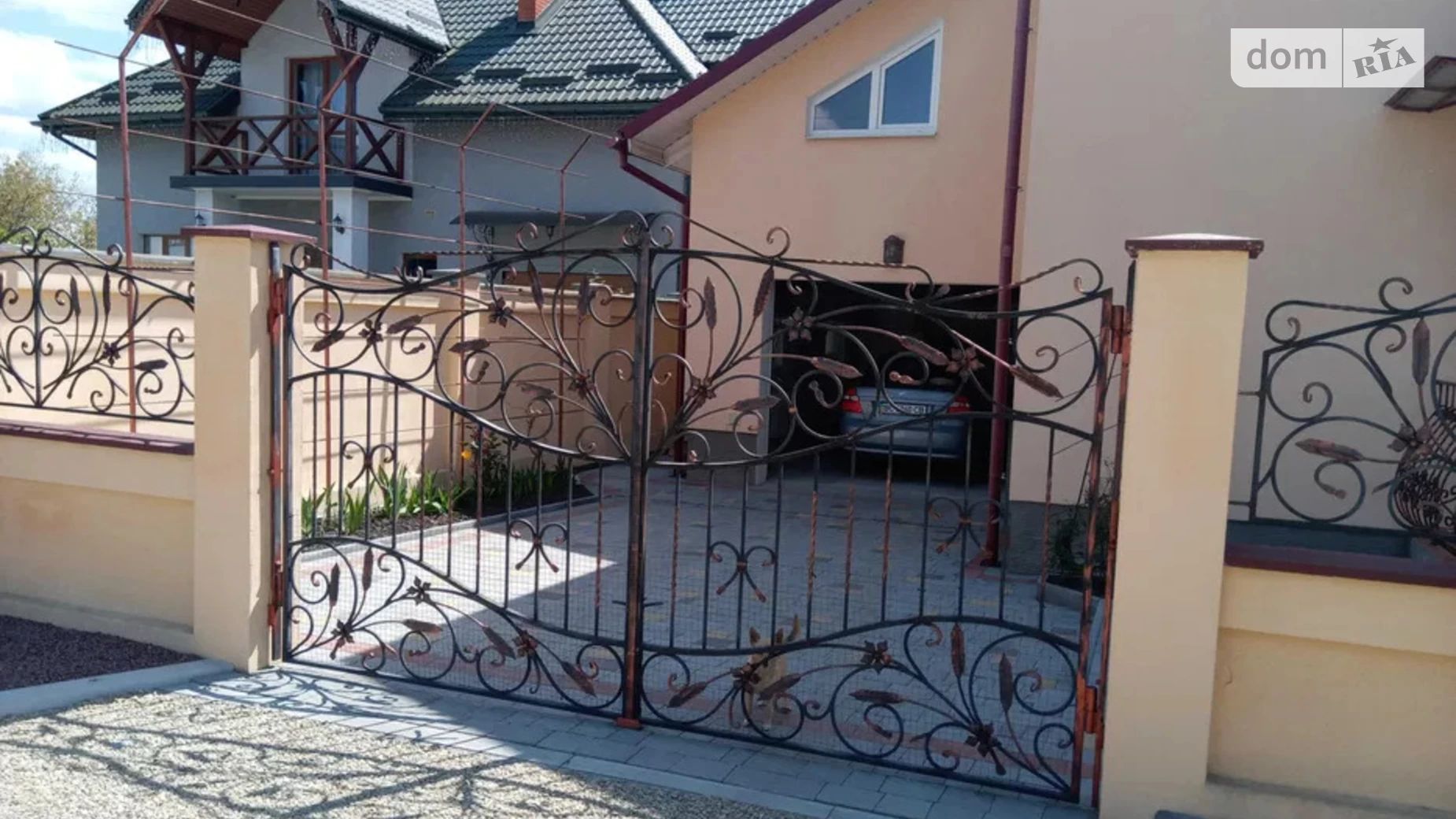 Продается дом на 3 этажа 199 кв. м с подвалом, цена: 225000 $ - фото 2