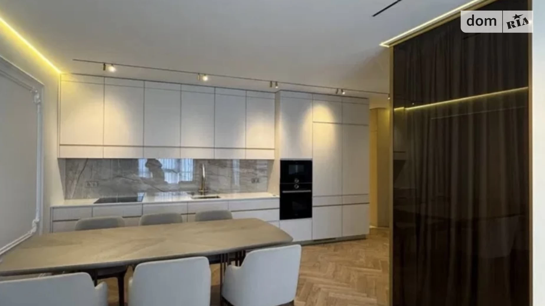 Продается 2-комнатная квартира 97 кв. м в Ужгороде, ул. Николая Бобяка - фото 2