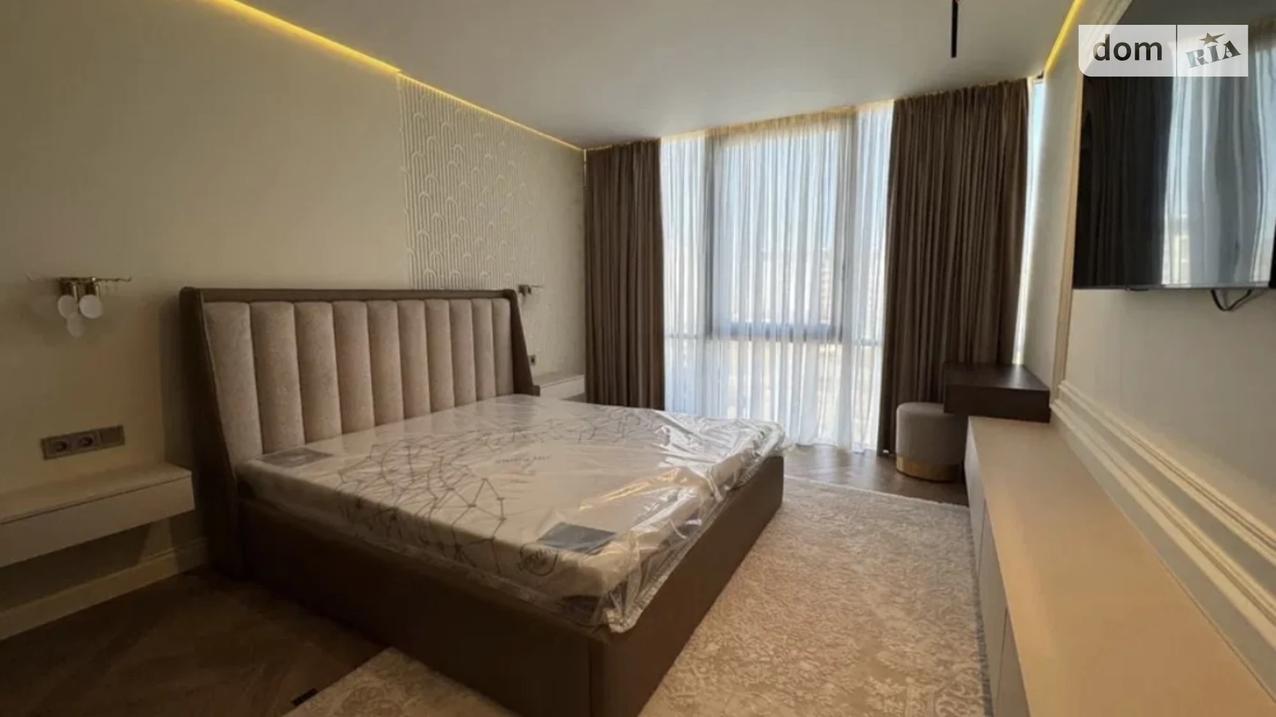 Продается 2-комнатная квартира 97 кв. м в Ужгороде, ул. Николая Бобяка - фото 5