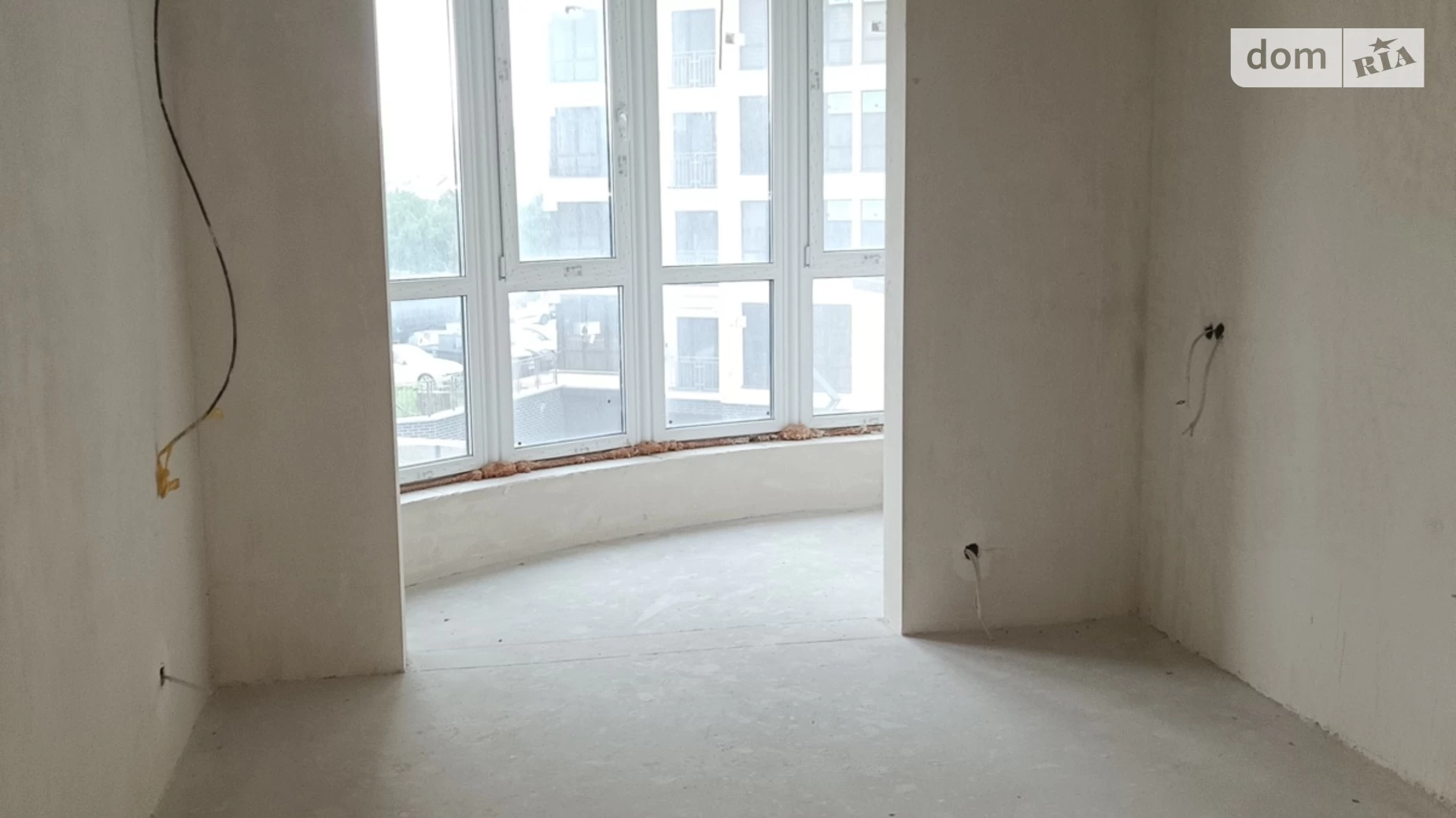 Продается 3-комнатная квартира 94.5 кв. м в Ивано-Франковске, ул. Ивасюка - фото 2