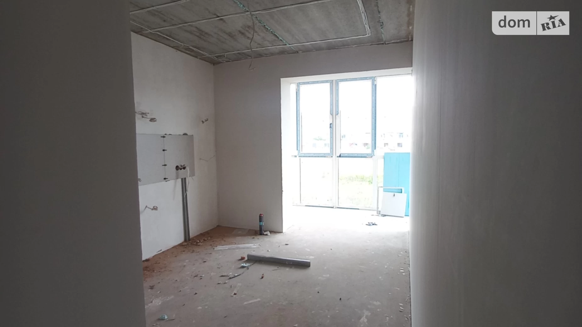Продается 1-комнатная квартира 38 кв. м в Ровно, мас. Чаривный, 9 - фото 5