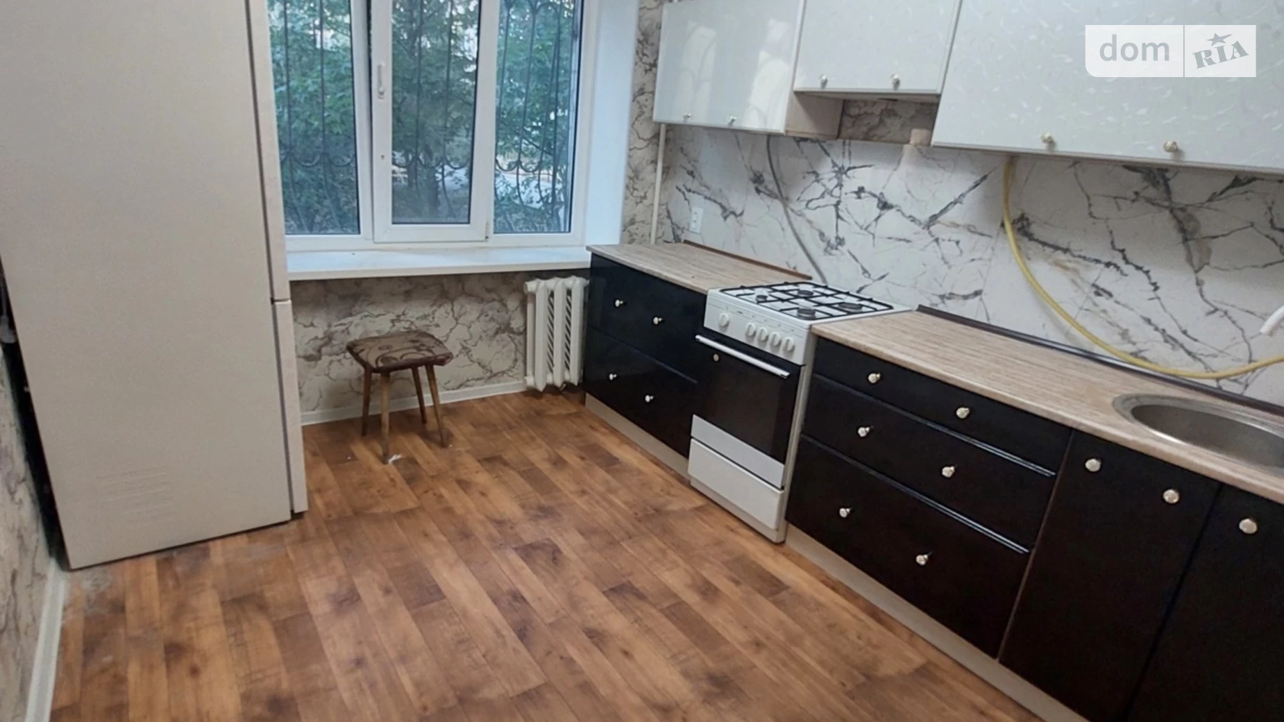 Продается 2-комнатная квартира 61.8 кв. м в, цена: 40500 $ - фото 2