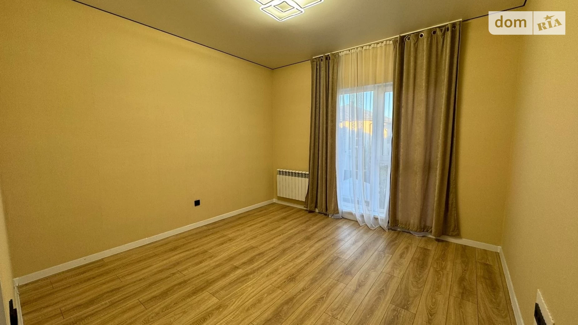 Продается дом на 2 этажа 143 кв. м с подвалом, цена: 180000 $ - фото 3