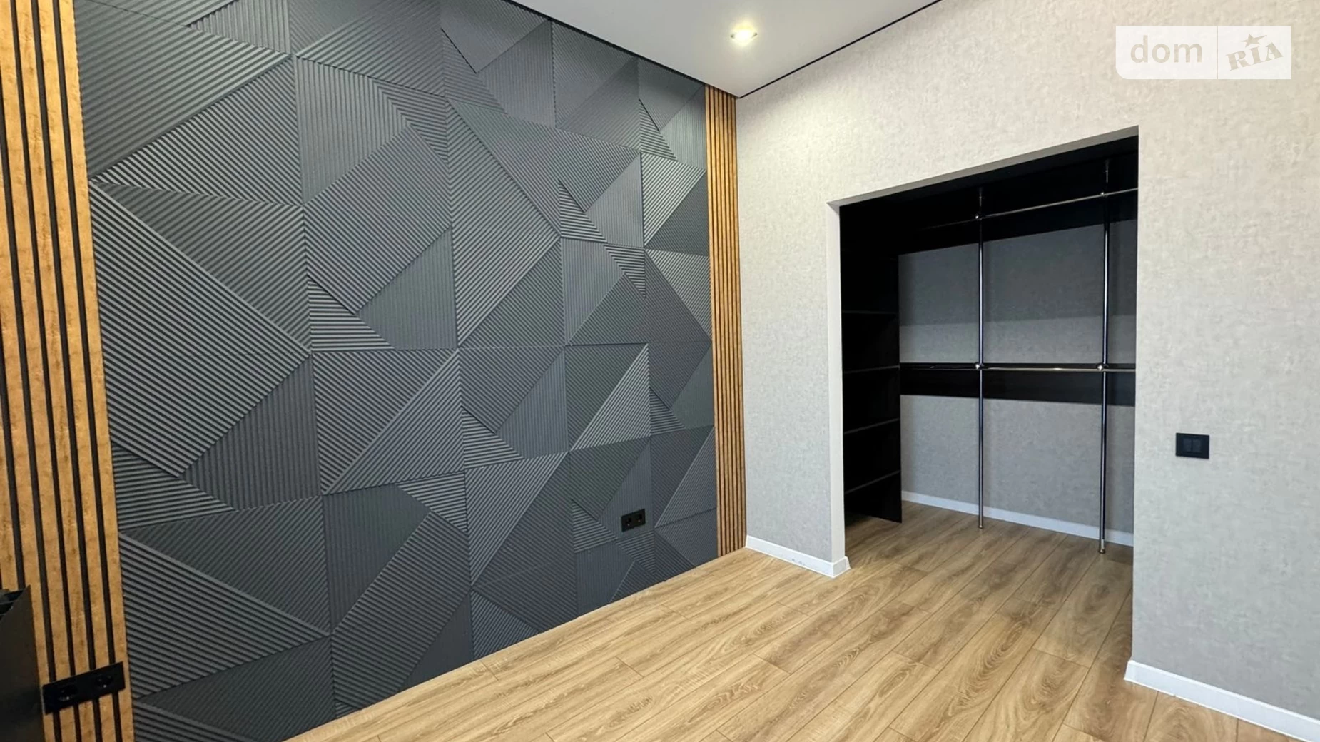 Продается дом на 2 этажа 143 кв. м с подвалом, цена: 180000 $ - фото 5