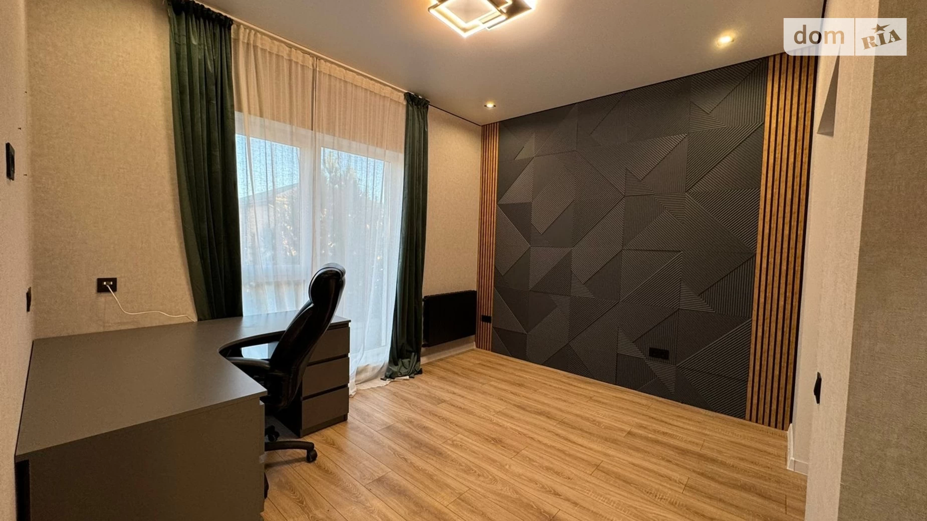 Продается дом на 2 этажа 143 кв. м с подвалом, цена: 180000 $ - фото 4