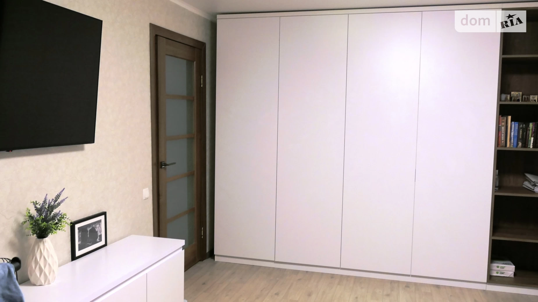 Продается 1-комнатная квартира 35.4 кв. м в Синельникове, ул. Мира, 29 - фото 2