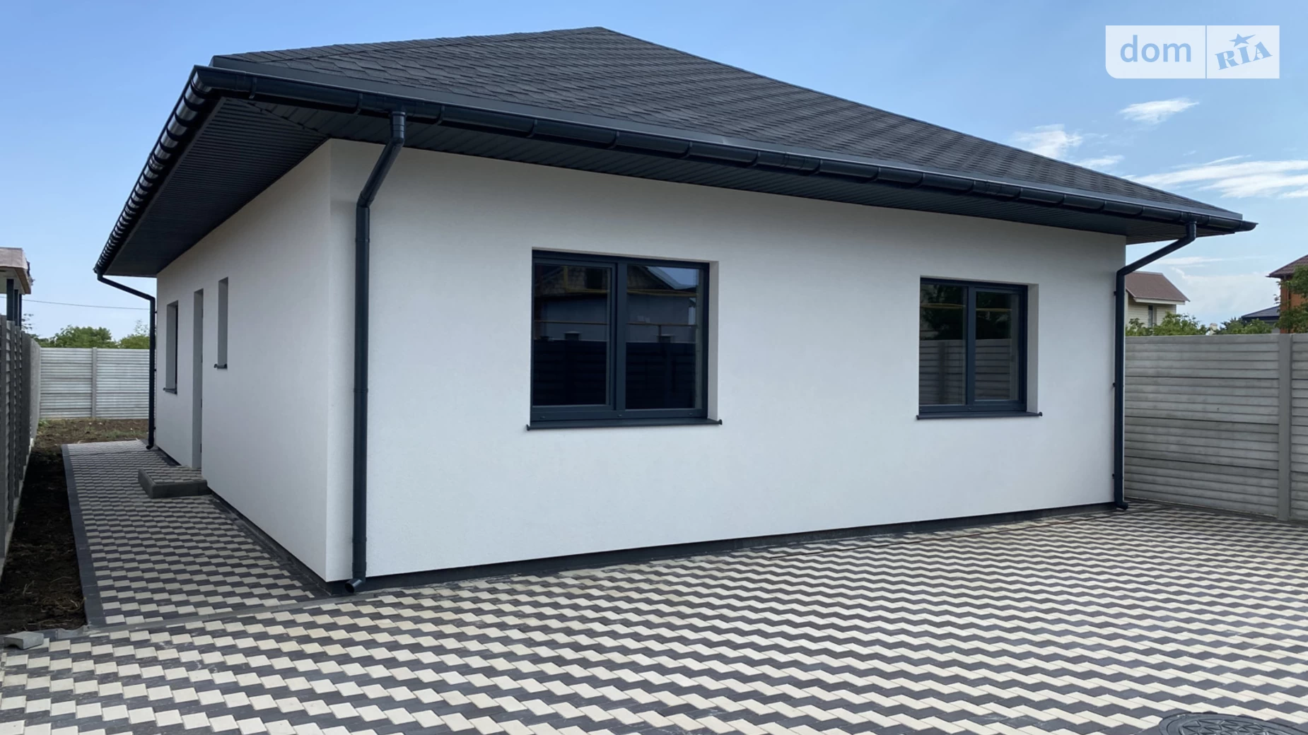 Продается одноэтажный дом 88 кв. м с беседкой, цена: 135000 $ - фото 2