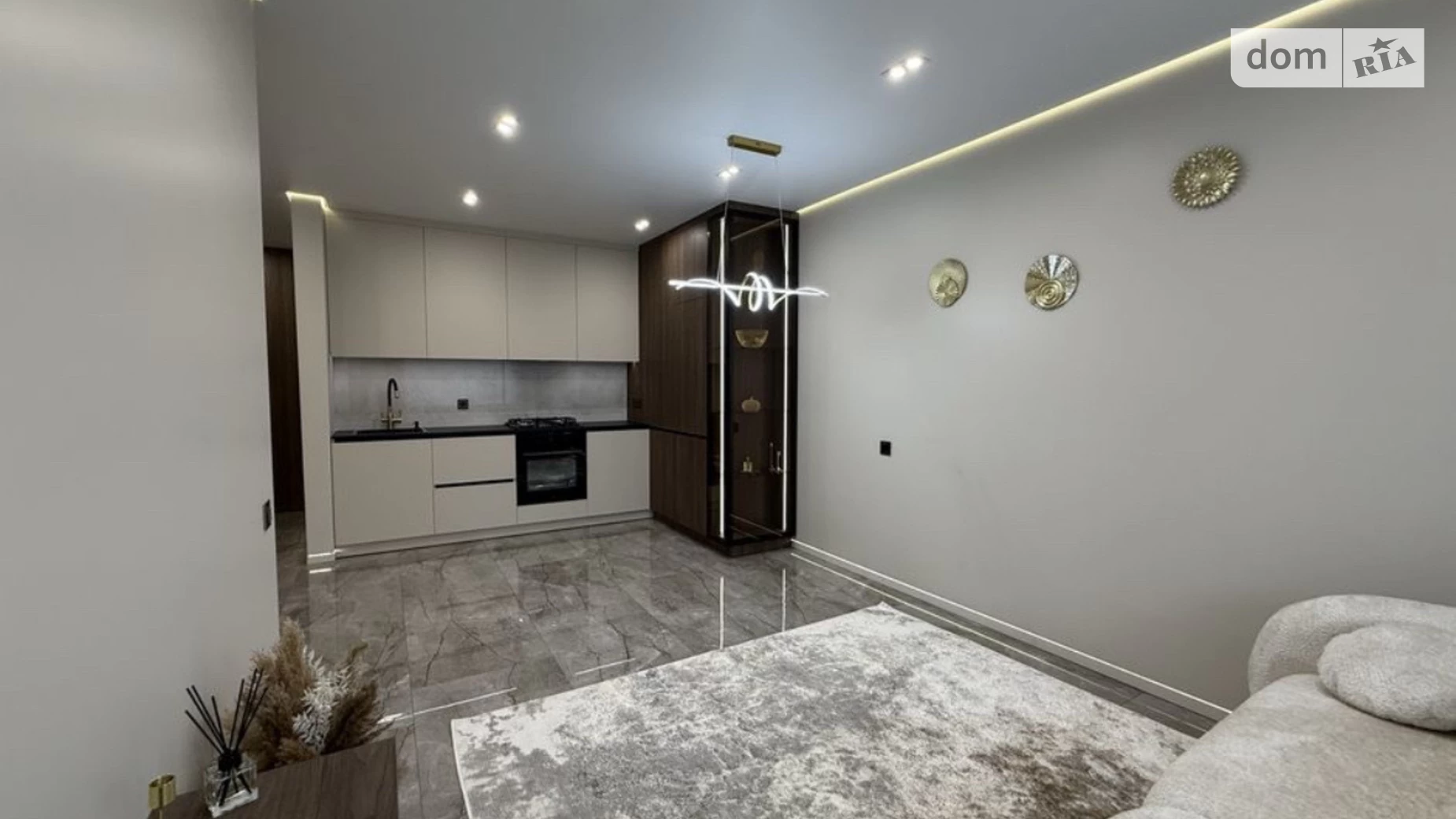 Продается 2-комнатная квартира 57 кв. м в Ровно, мас. Веснянковый, 20 - фото 2