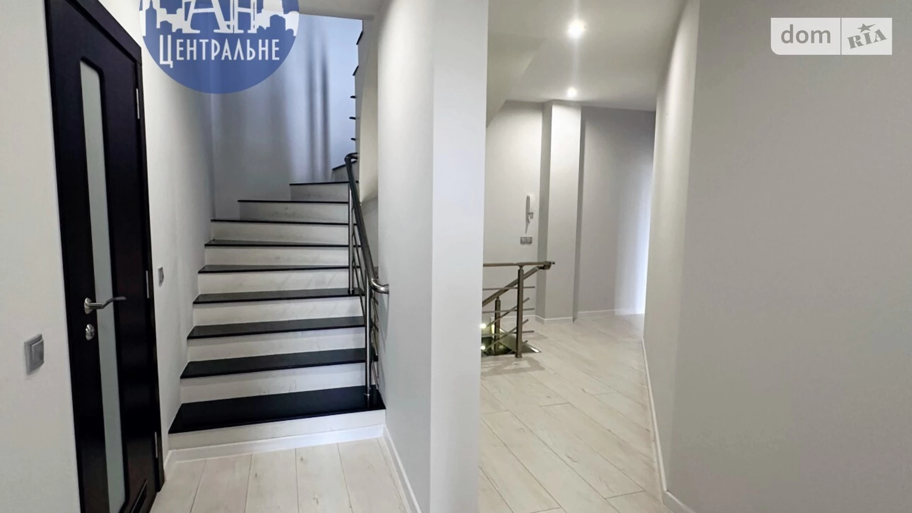 Продается 4-комнатная квартира 162 кв. м в Черновцах, ул. Черноморская, 4А - фото 5