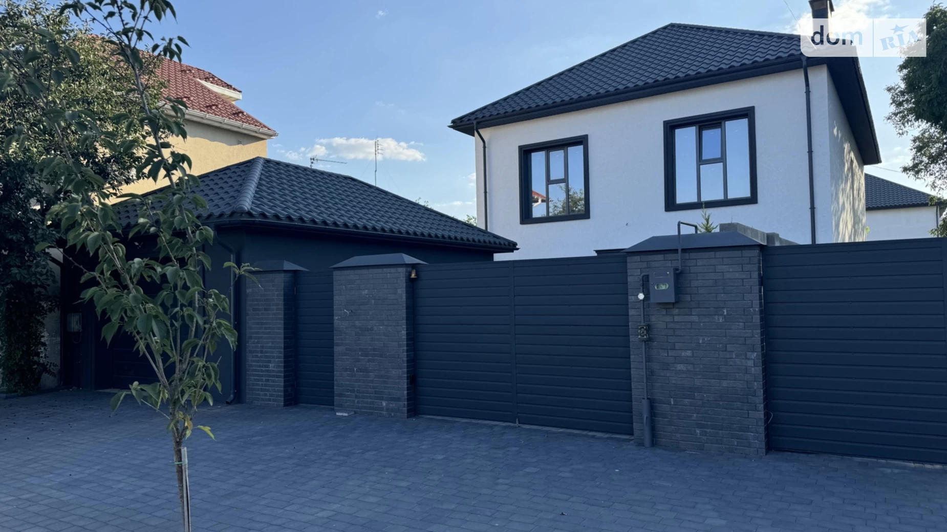 Продается дом на 2 этажа 231.9 кв. м с садом, цена: 207000 $ - фото 5