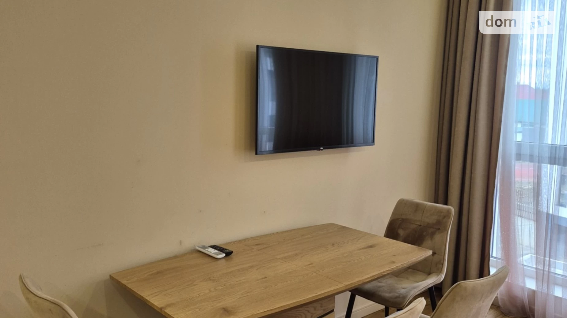 Продається 1-кімнатна квартира 46 кв. м у Минаї, вул. Августина Волошина - фото 3