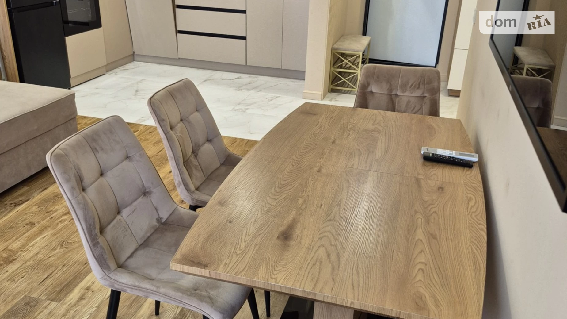 Продається 1-кімнатна квартира 46 кв. м у Минаї, вул. Августина Волошина - фото 5