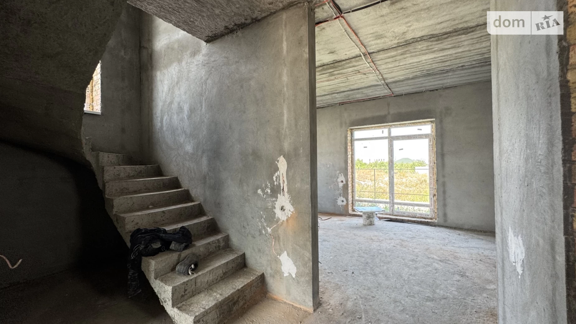 Продается дом на 2 этажа 103 кв. м с садом, цена: 112000 $ - фото 4