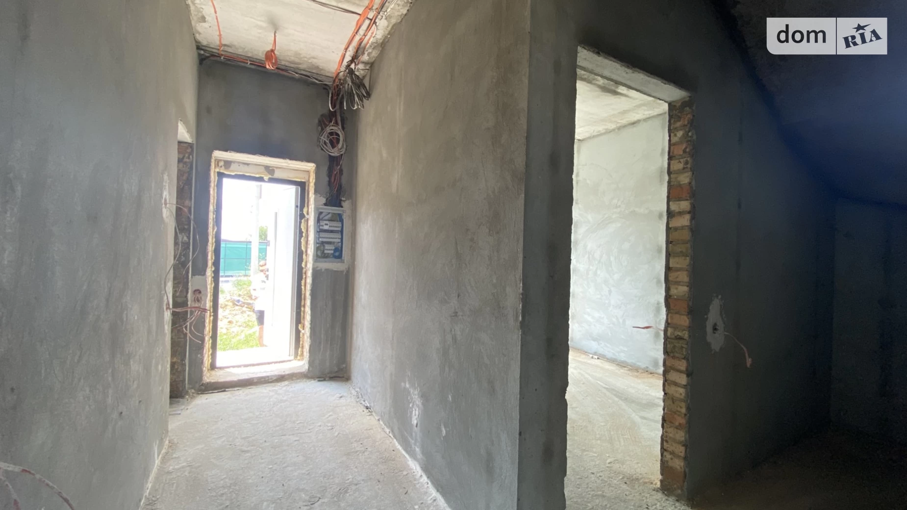 Продается дом на 2 этажа 125 кв. м с камином, цена: 106000 $ - фото 5