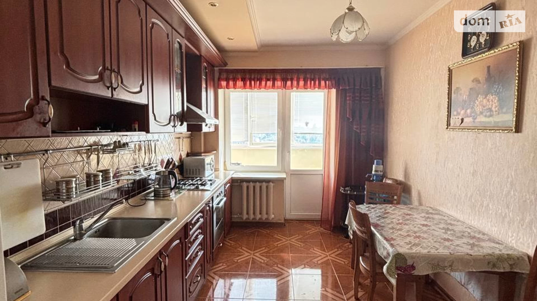 Продается 2-комнатная квартира 76 кв. м в Полтаве, ул. Соборности(Октябрьская) - фото 2