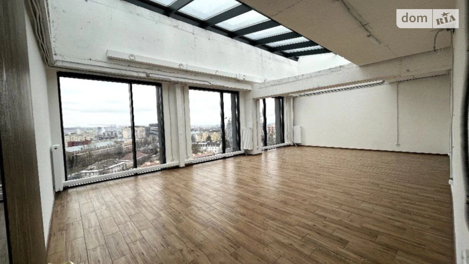 Сдается в аренду офис 60 кв. м в бизнес-центре, цена: 750 $ - фото 3