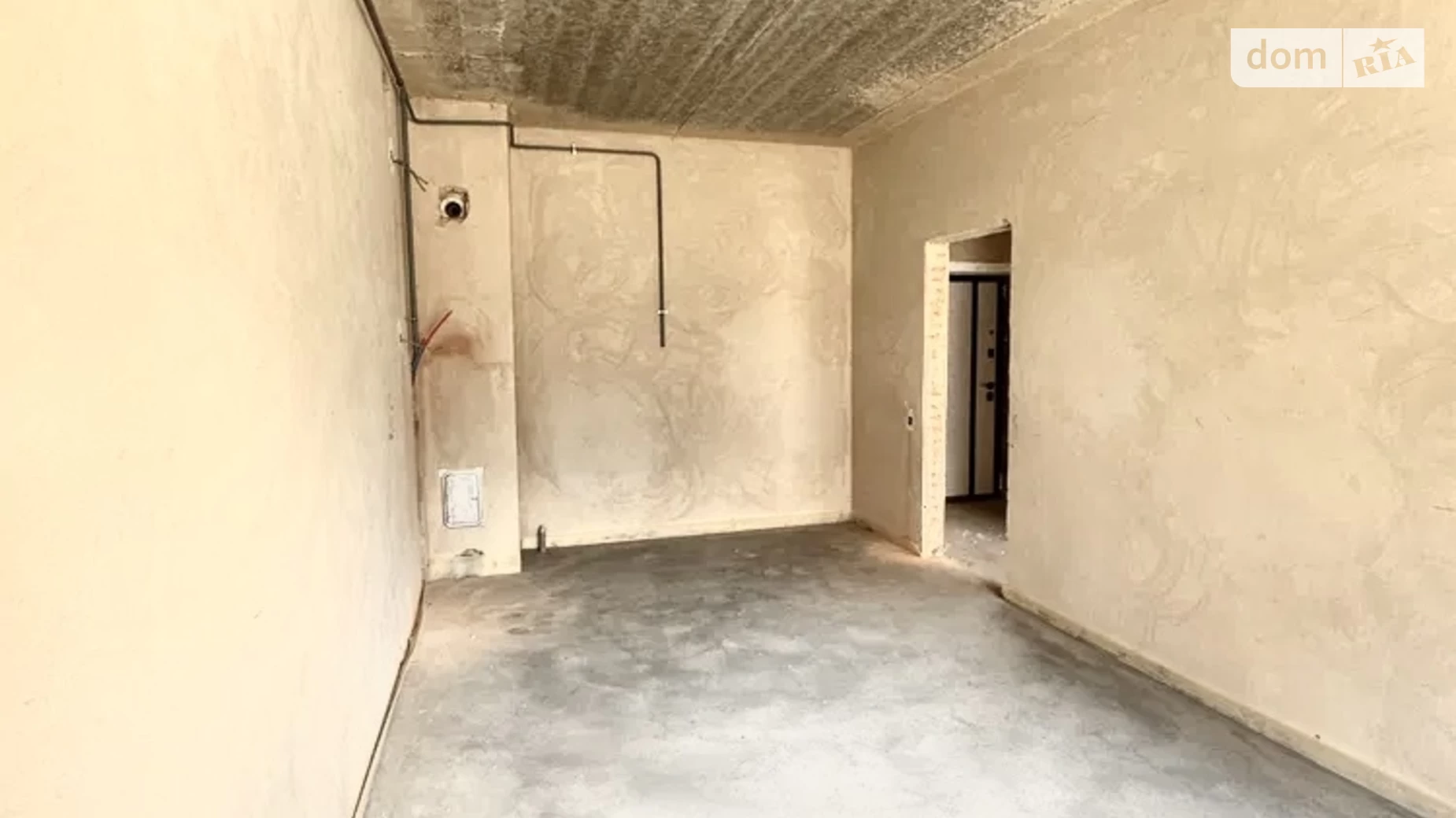 Продается 1-комнатная квартира 41 кв. м в Ровно, мас. Чаривный, 19 - фото 2