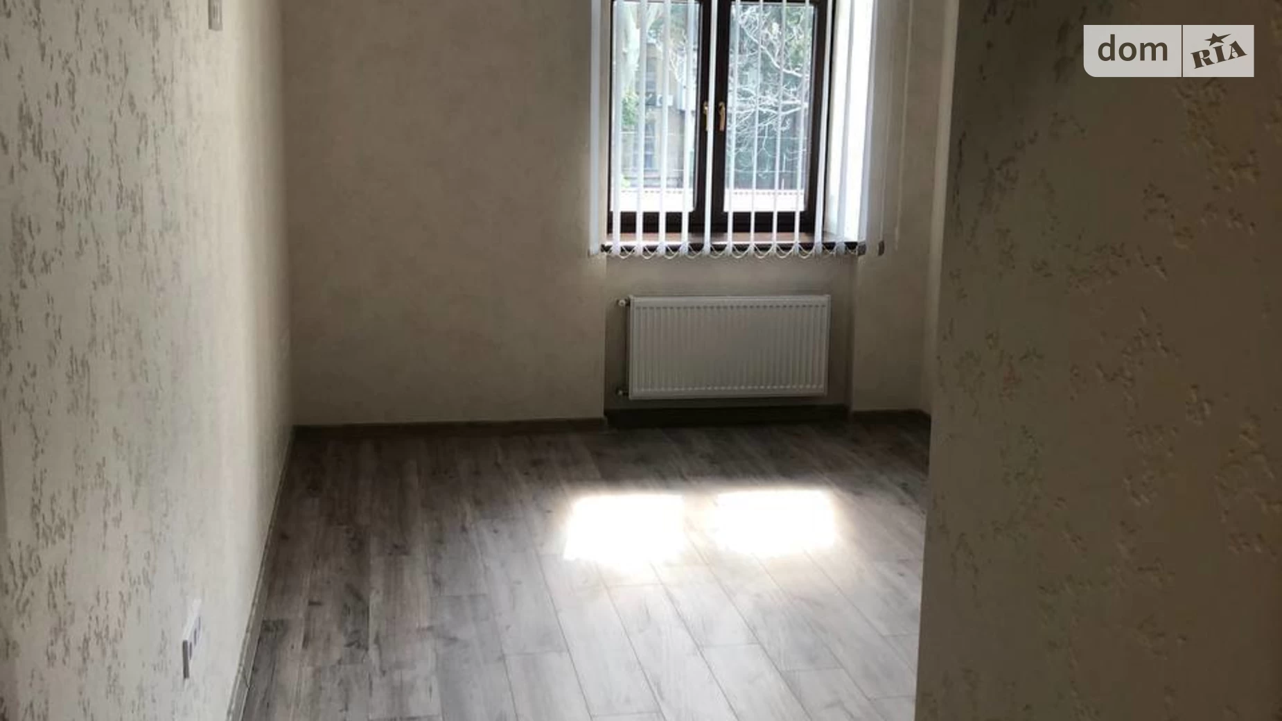 Здається в оренду офіс 62.9 кв. м в бізнес-центрі, цена: 944 $ - фото 2