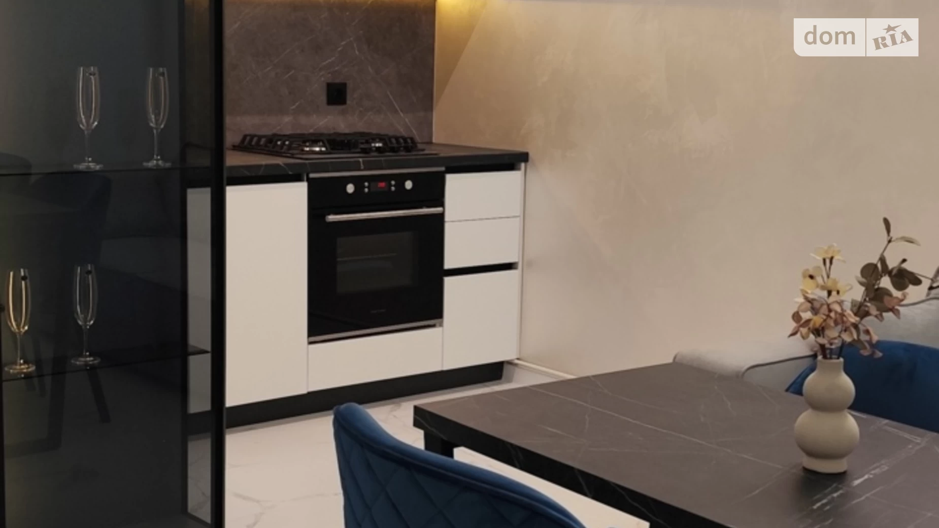 2-комнатная квартира 54 кв. м в Тернополе, ул. Смакулы - фото 3