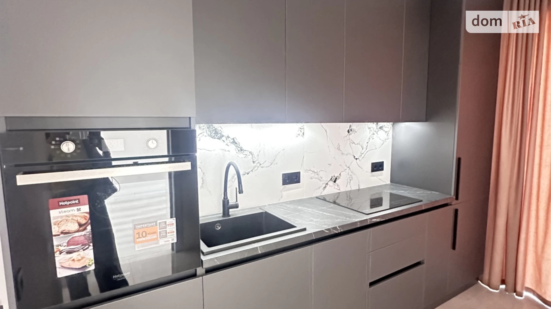 Продается 1-комнатная квартира 37 кв. м в Ровно, ул. Единства(Чебишева), 11 - фото 2