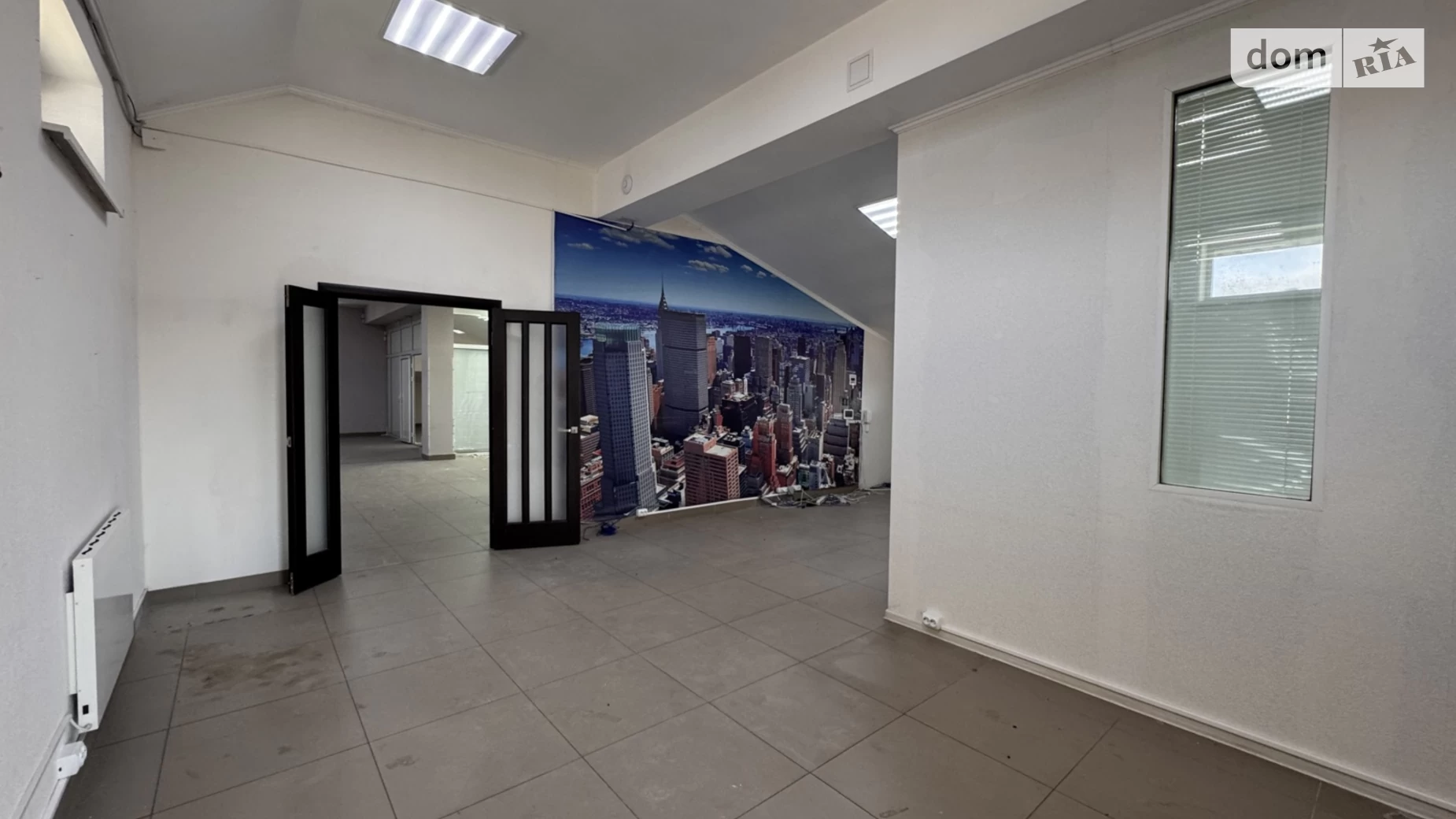 Здається в оренду офіс 246 кв. м в бізнес-центрі, цена: 50000 грн - фото 2