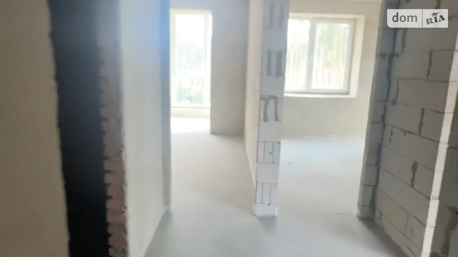 Продается 2-комнатная квартира 53 кв. м в Гостомеле, ул. Соборная, 2 - фото 2