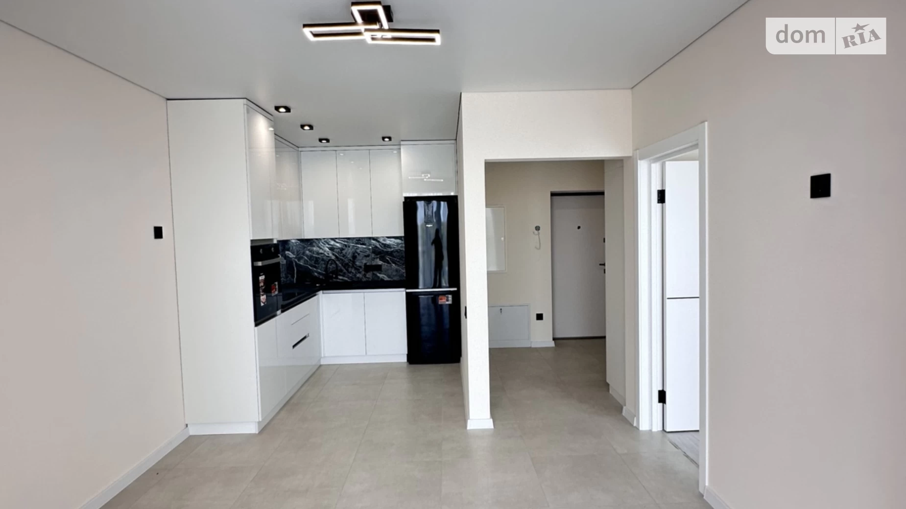 Продается 1-комнатная квартира 45 кв. м в Ровно, ул. Единства(Чебишева), 11 - фото 2