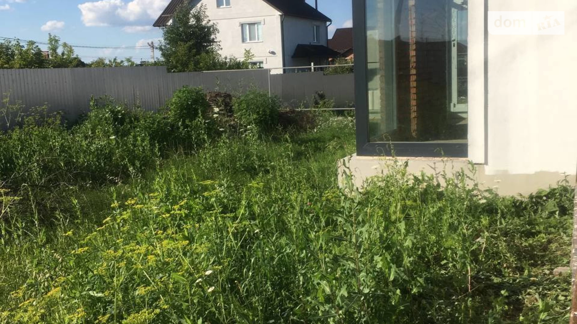 Продается одноэтажный дом 176 кв. м с камином, цена: 126000 $ - фото 2