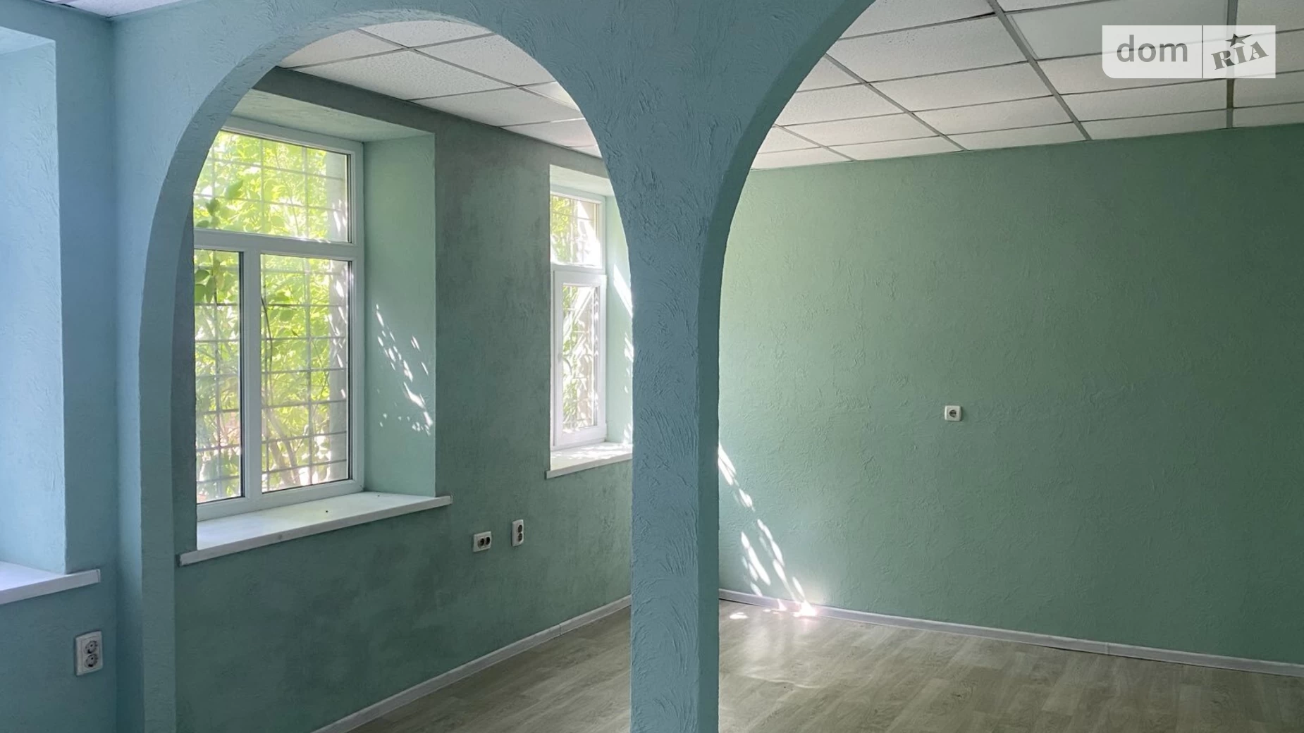 Сдается в аренду офис 22 кв. м в бизнес-центре, цена: 8000 грн - фото 2