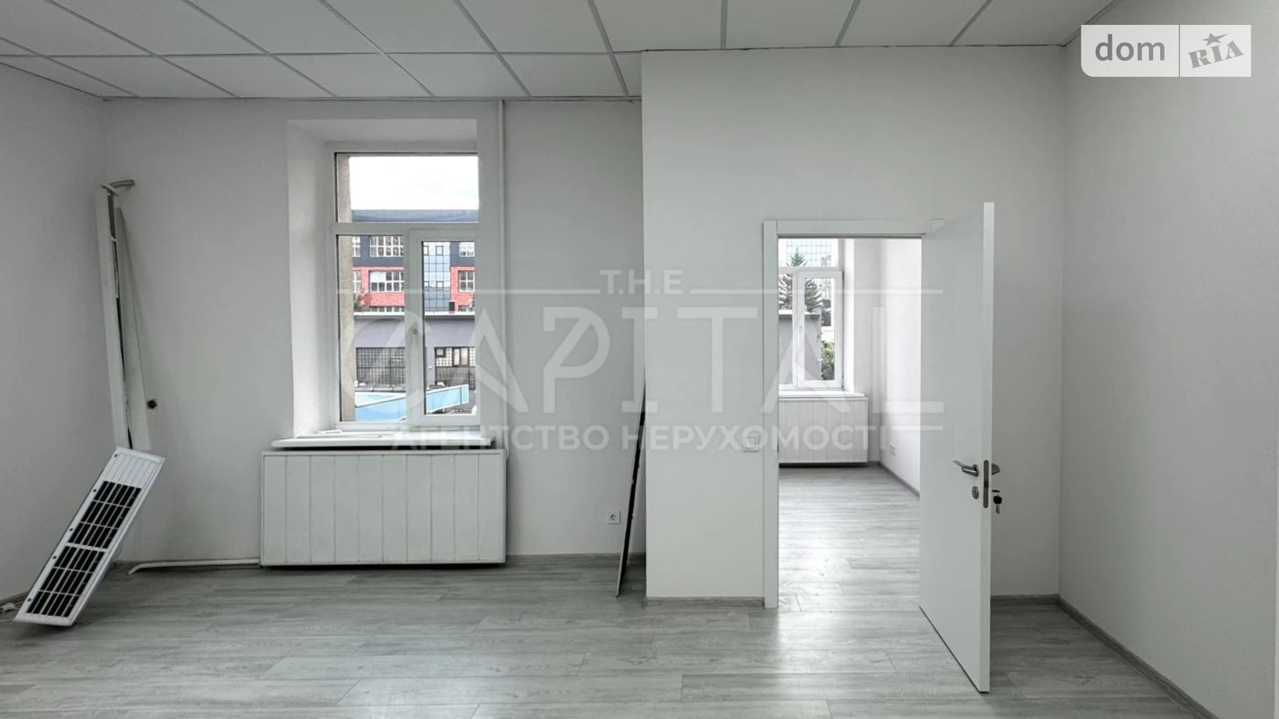 Сдается в аренду офис 463.9 кв. м в бизнес-центре, цена: 6000 $ - фото 2