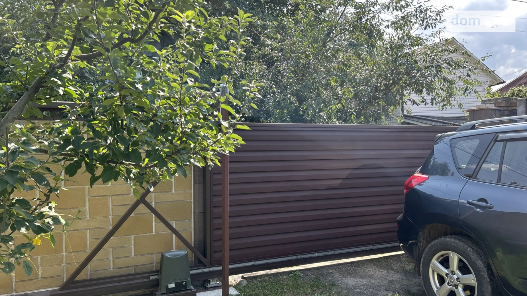 Сдается в аренду дом на 2 этажа 130 кв. м с гаражом, цена: 1000 € - фото 3