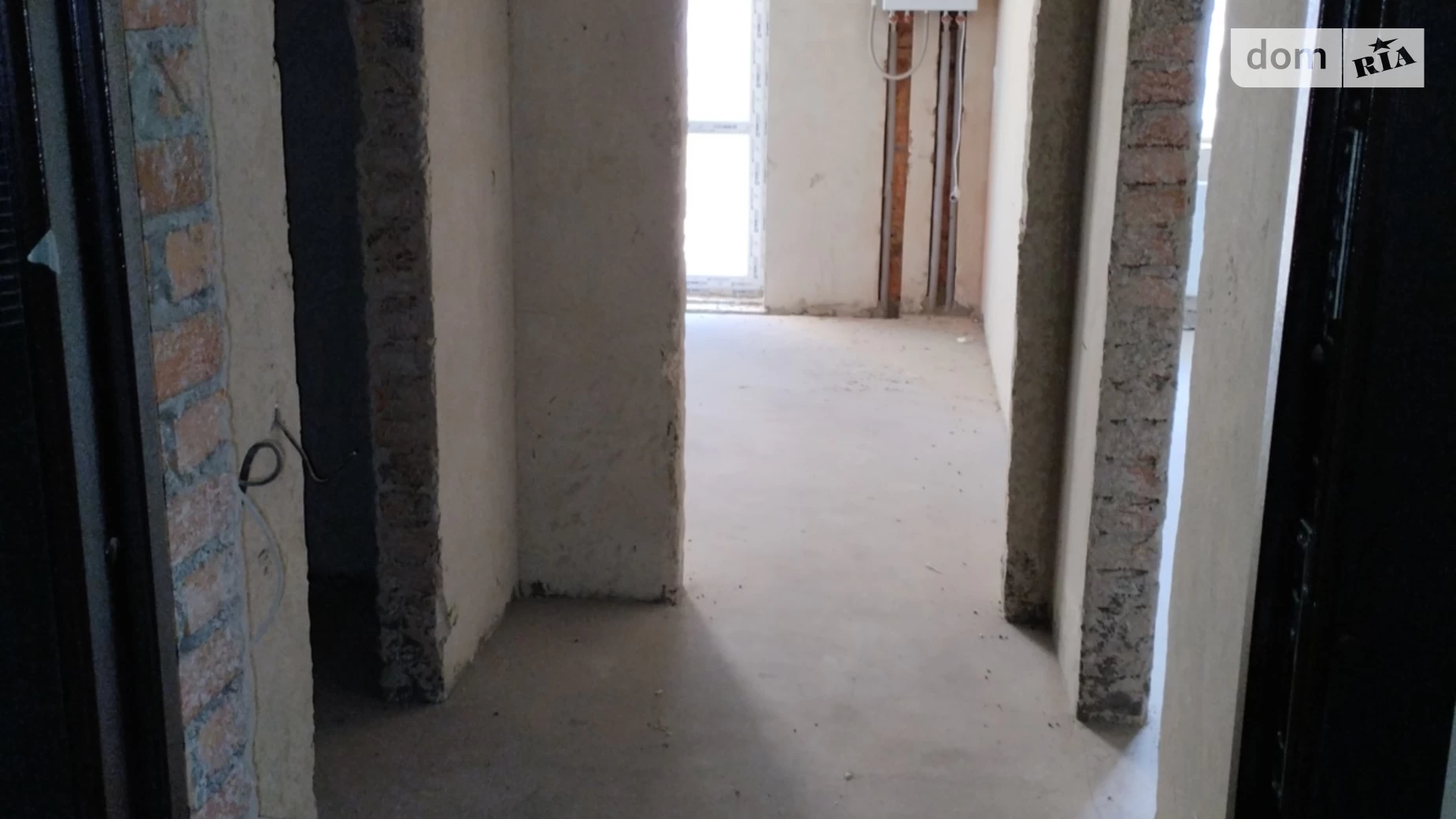 1-комнатная квартира 40 кв. м в Луцке, ул. Львовская, 102 - фото 5