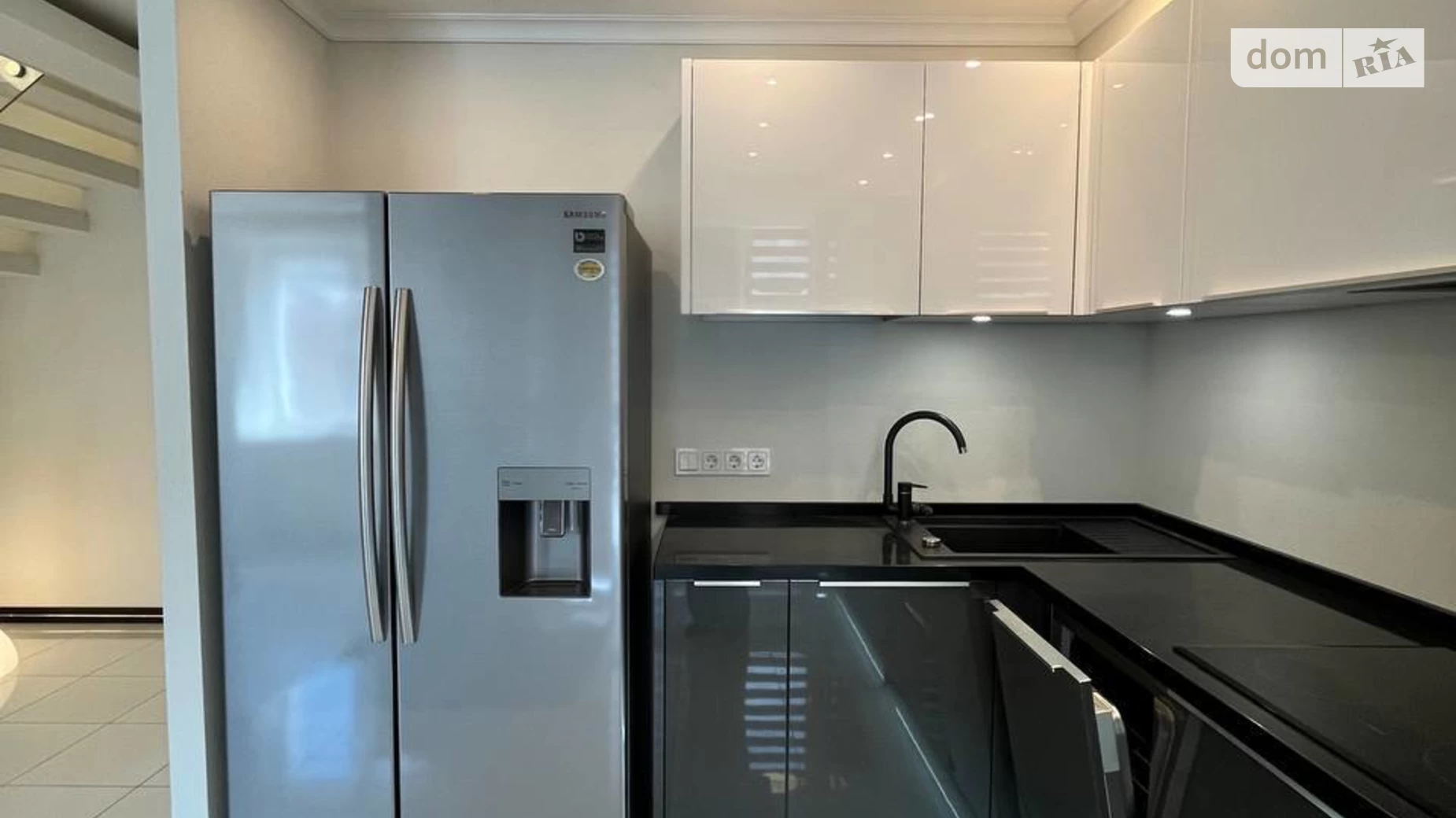 Продається 1-кімнатна квартира 88.1 кв. м у Ірпені, вул. Миколи Сингаївського(Ново-Оскольська), 8Г - фото 3