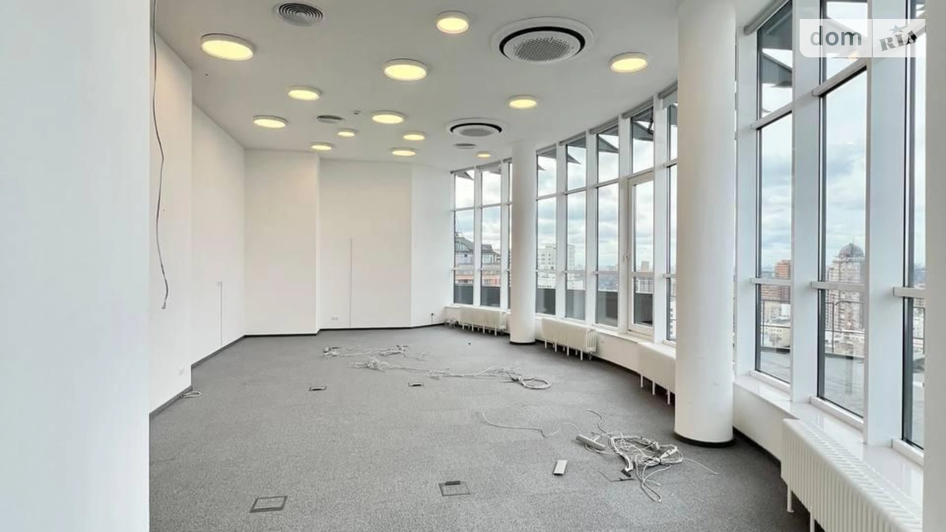 Сдается в аренду офис 700 кв. м в бизнес-центре, цена: 13000 $ - фото 5