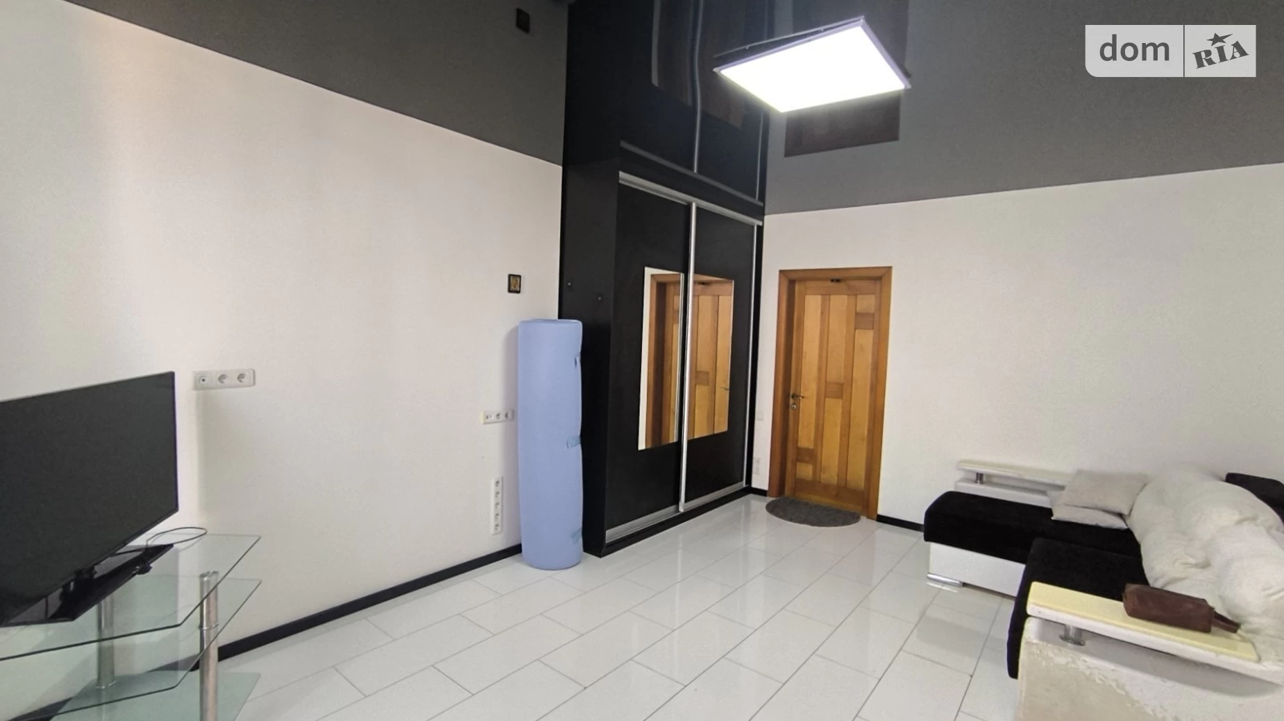 Продается 1-комнатная квартира 29 кв. м в Одессе, ул. Дегтярная - фото 2