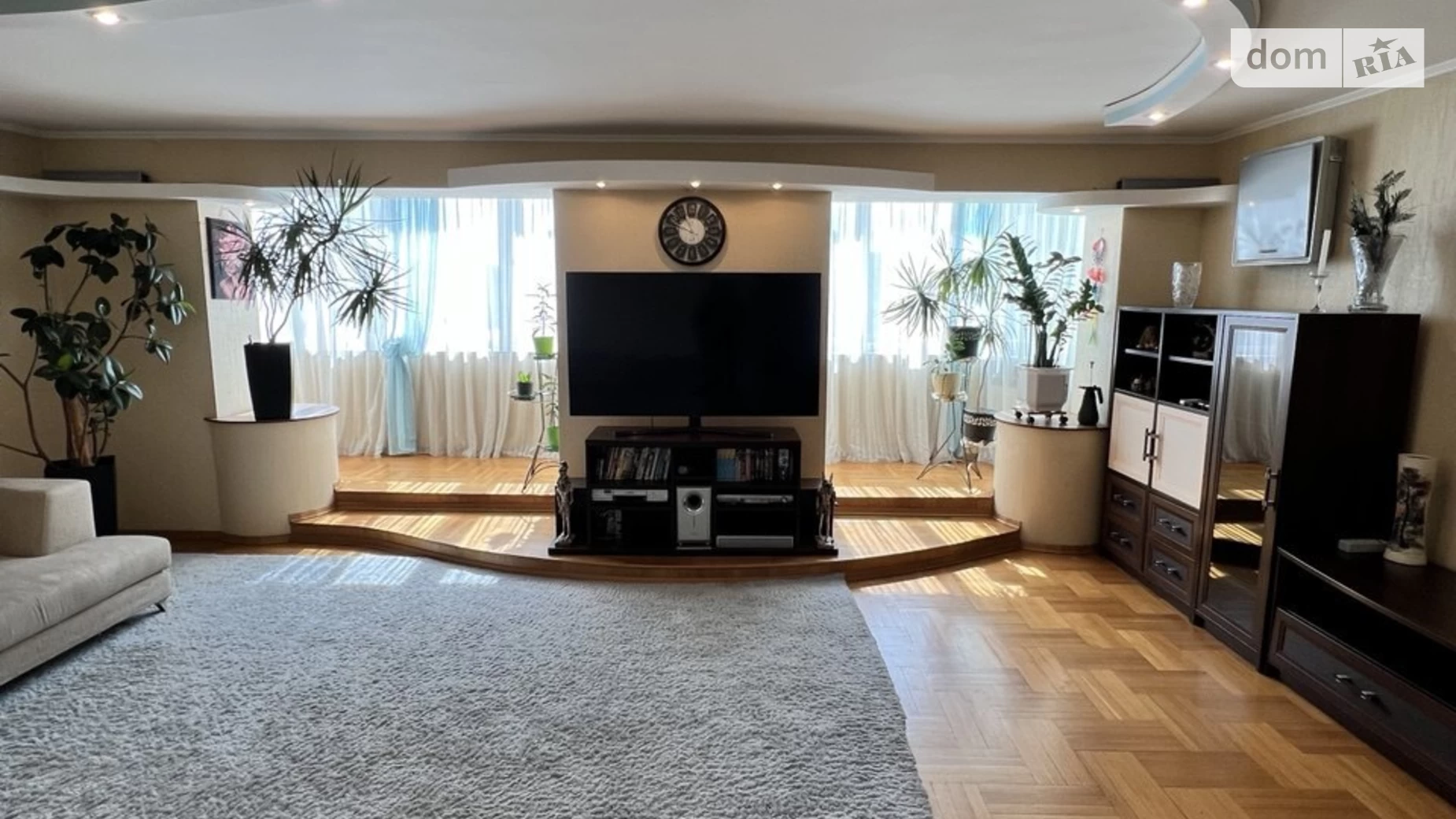 Продается 5-комнатная квартира 149.3 кв. м в Киеве, ул. Левка Лукьяненко, 13А - фото 2